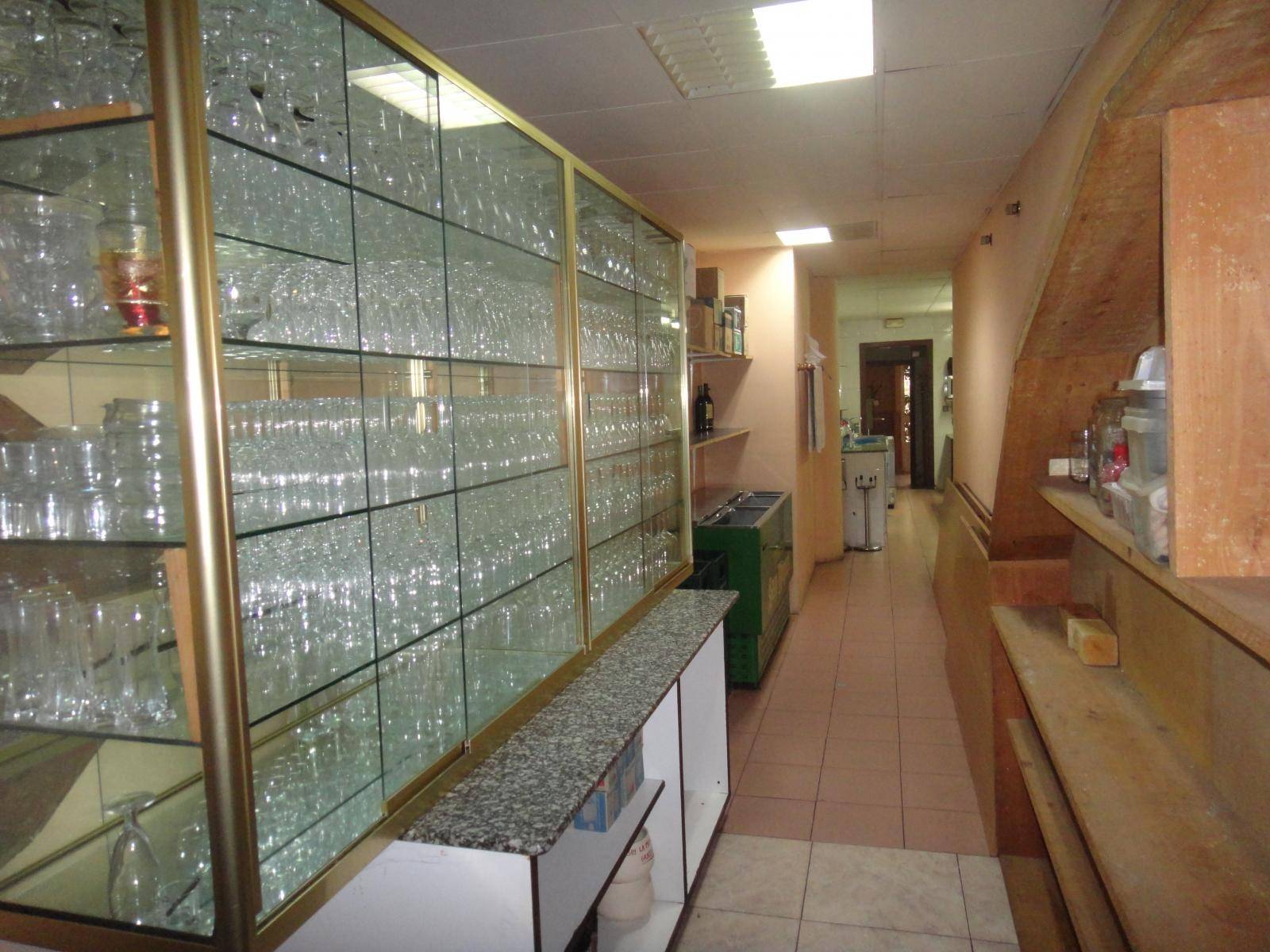 Business local for sale in Muros