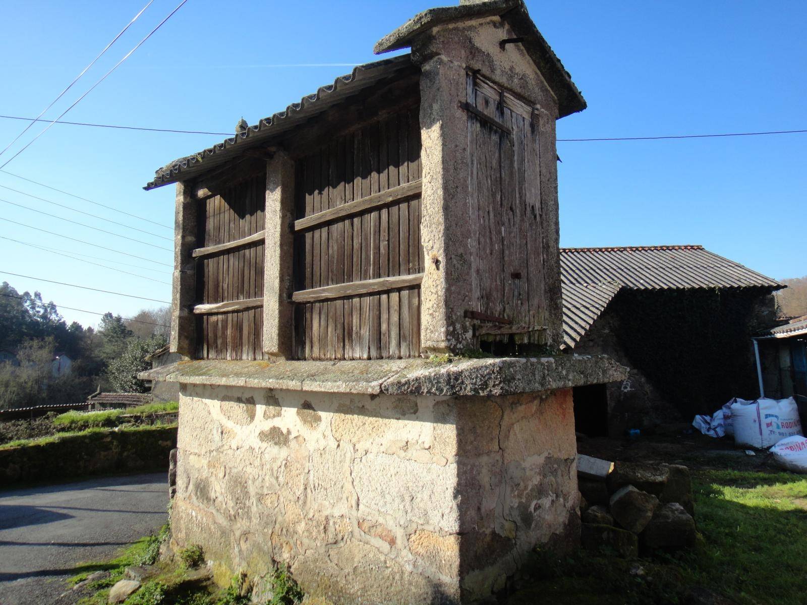 منزل للبيع في Brión
