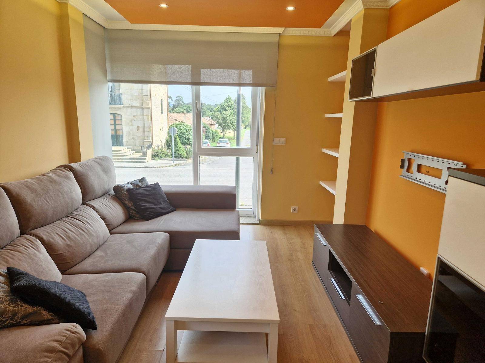 Huoneisto myynnissä Brión