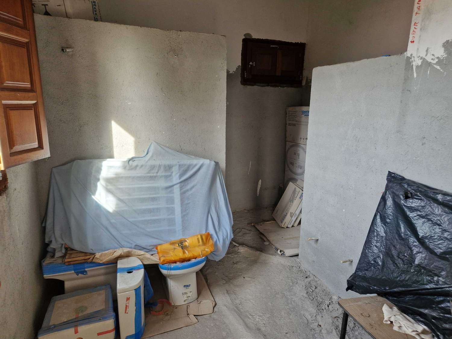 CASA ESPECTACULAR (SIN TERMINAR) ZONA DE BASTAVALES, BRION