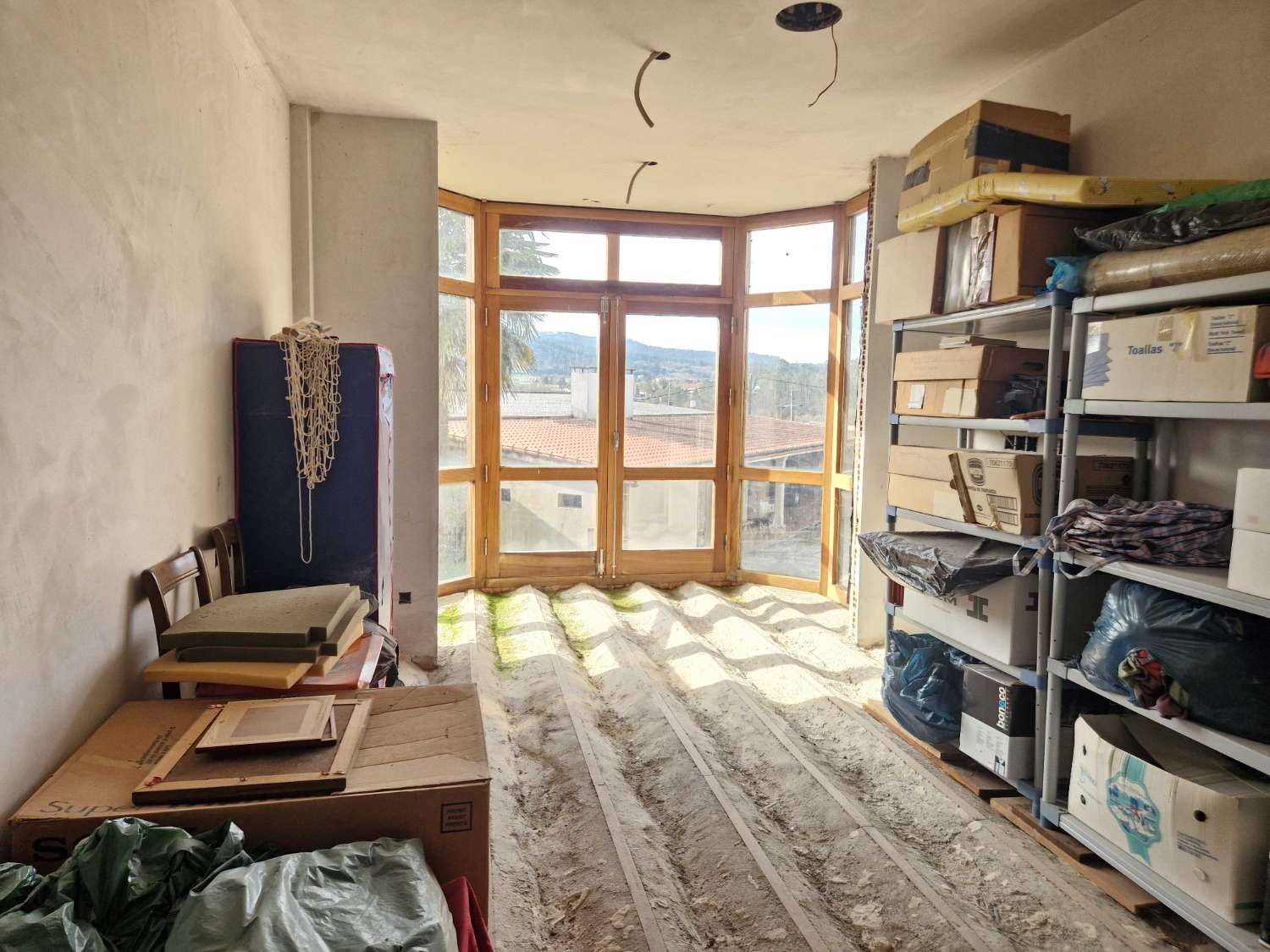 CASA ESPECTACULAR (SIN TERMINAR) ZONA DE BASTAVALES, BRION