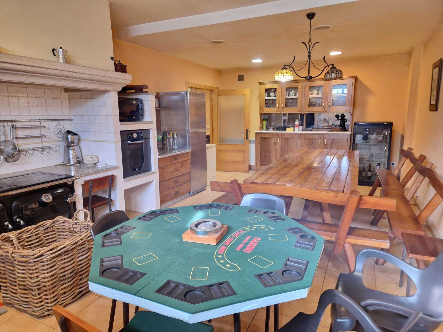 CASA ESPECTACULAR (SIN TERMINAR) ZONA DE BASTAVALES, BRION