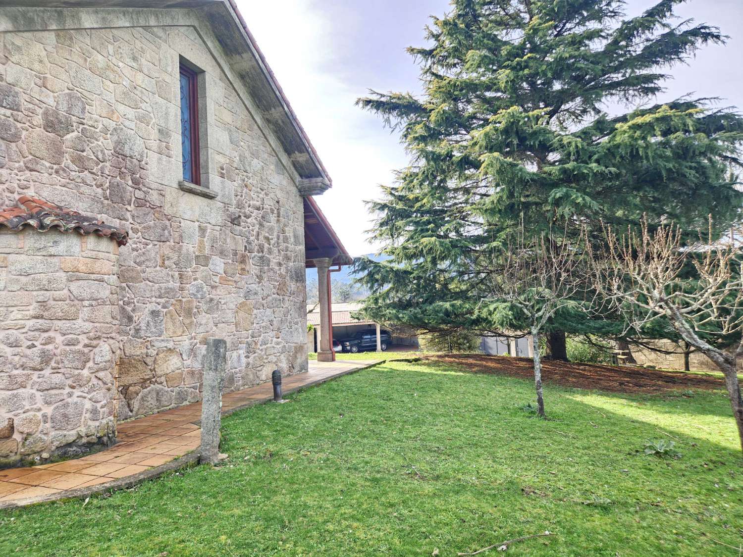 CASA ESPECTACULAR (SIN TERMINAR) ZONA DE BASTAVALES, BRION