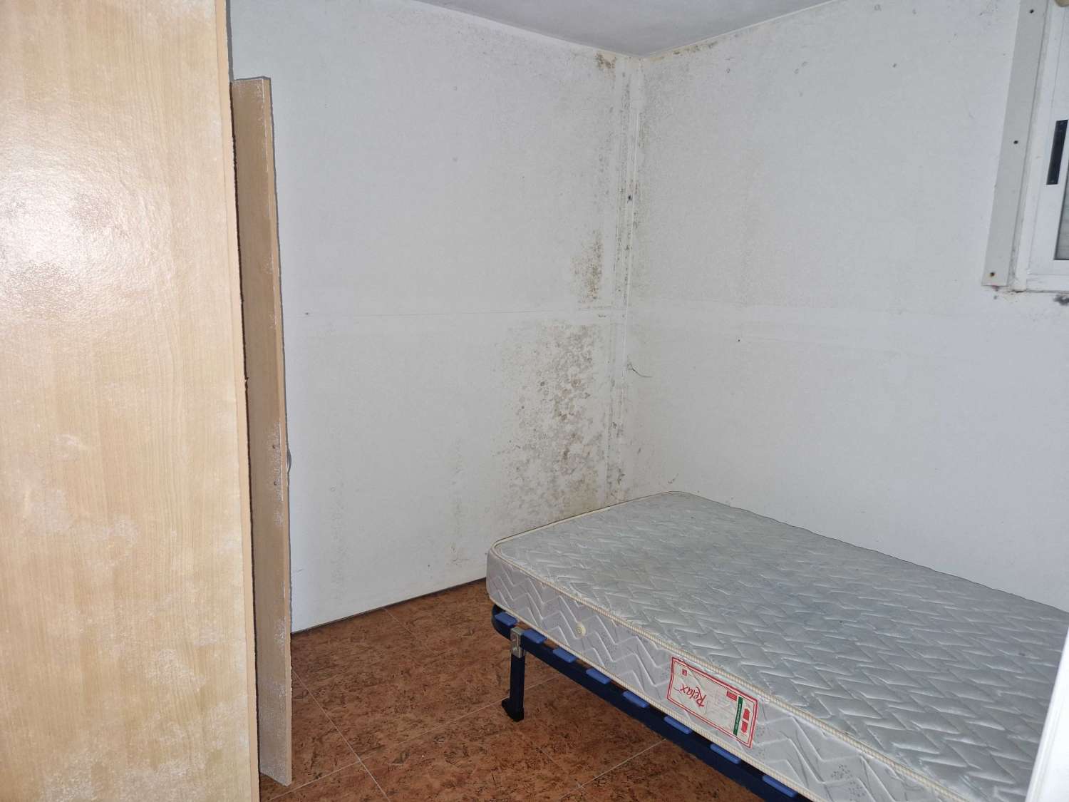 CASA DE PIEDRA PARA REHABILITAR AL LADO DE AMES