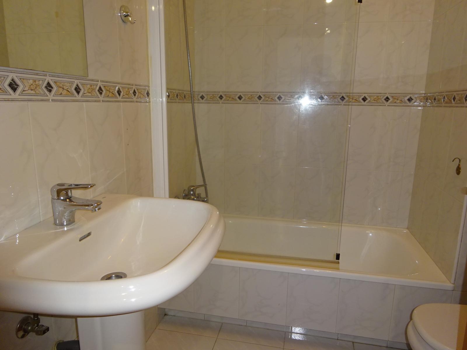 PRECIOSO DUPLEX AMPLIO Y LUMINOSO EN O TREMO, BRION