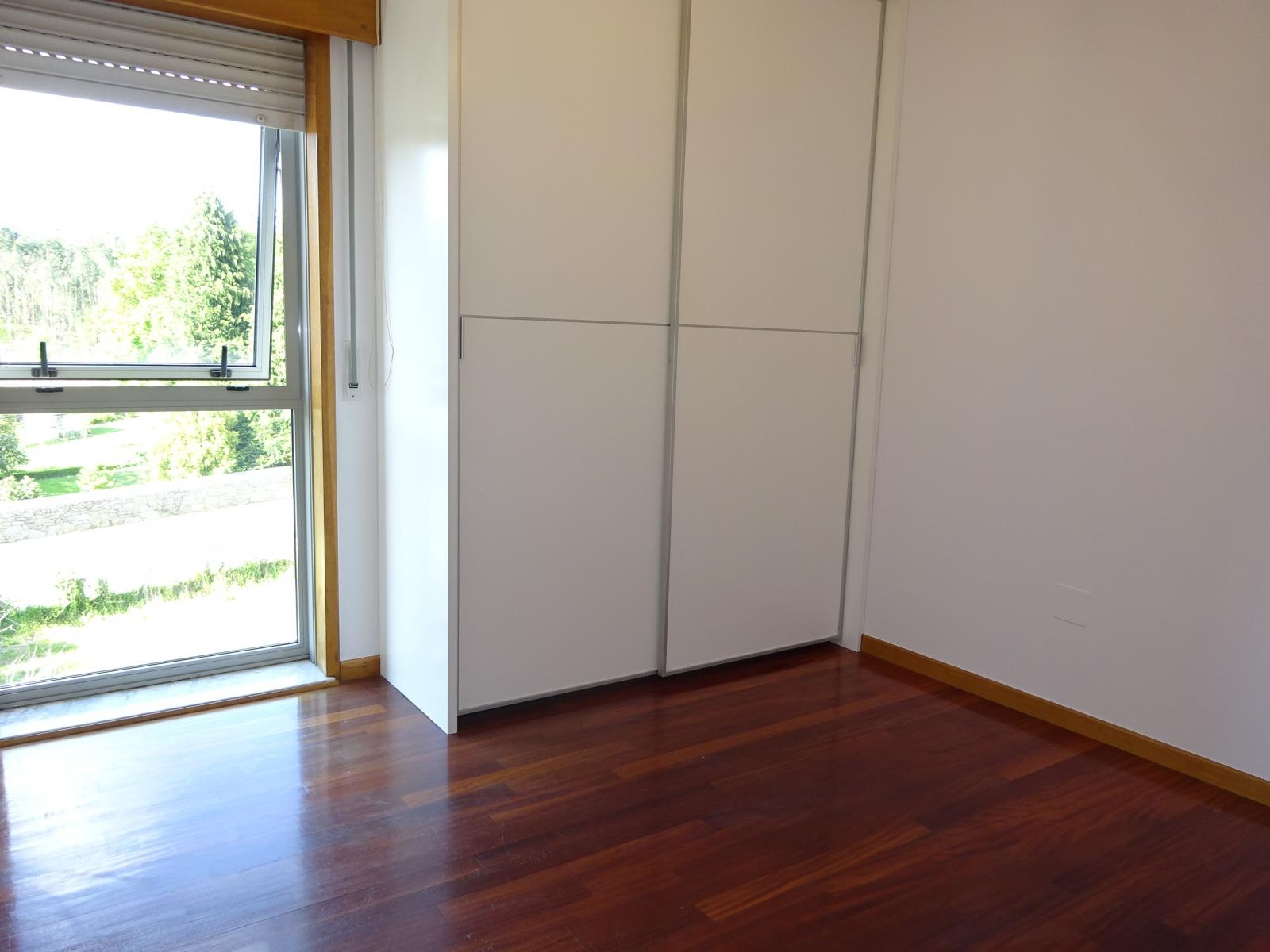 PRECIOSO DUPLEX AMPLIO Y LUMINOSO EN O TREMO, BRION