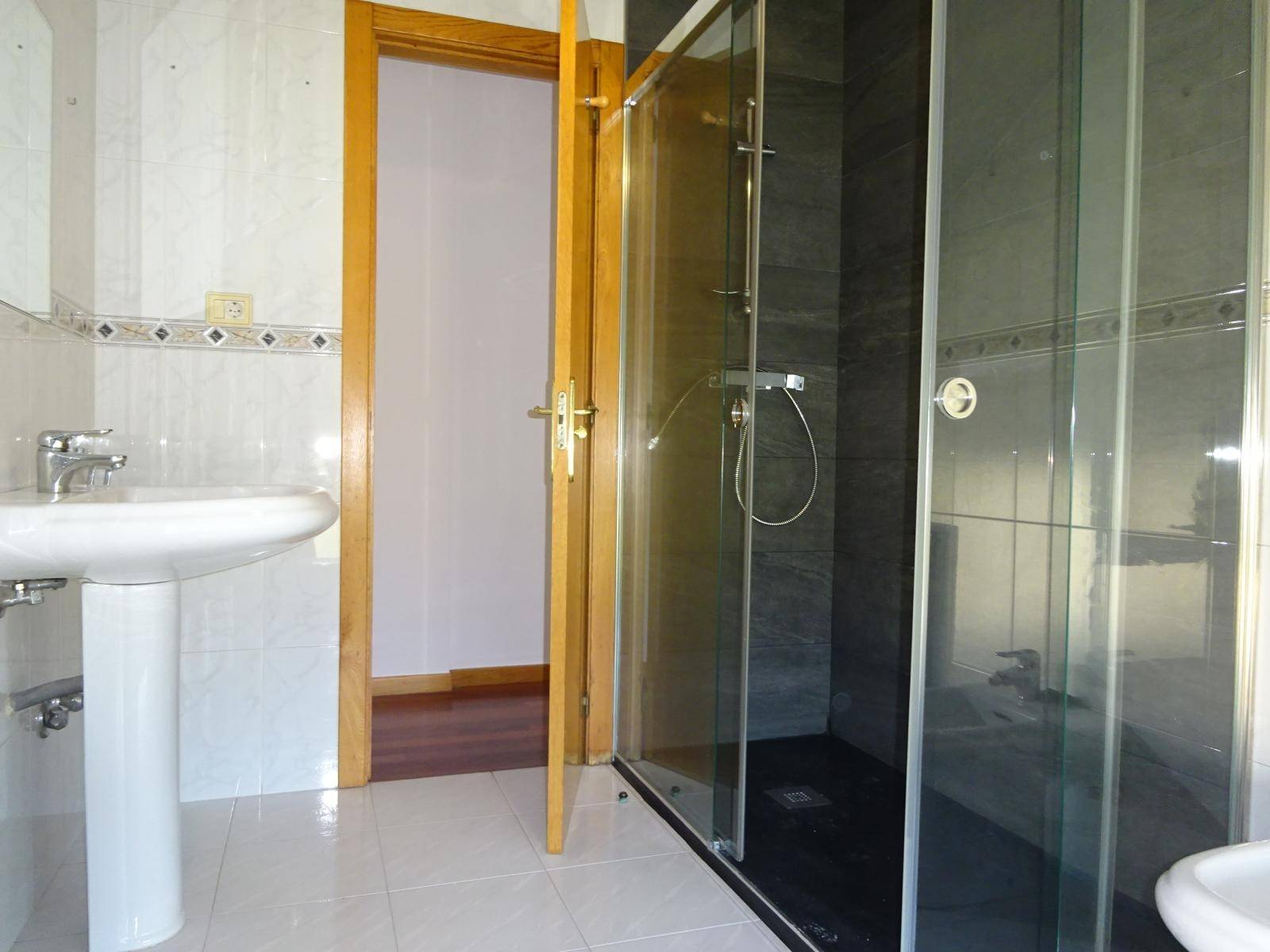 PRECIOSO DUPLEX AMPLIO Y LUMINOSO EN O TREMO, BRION