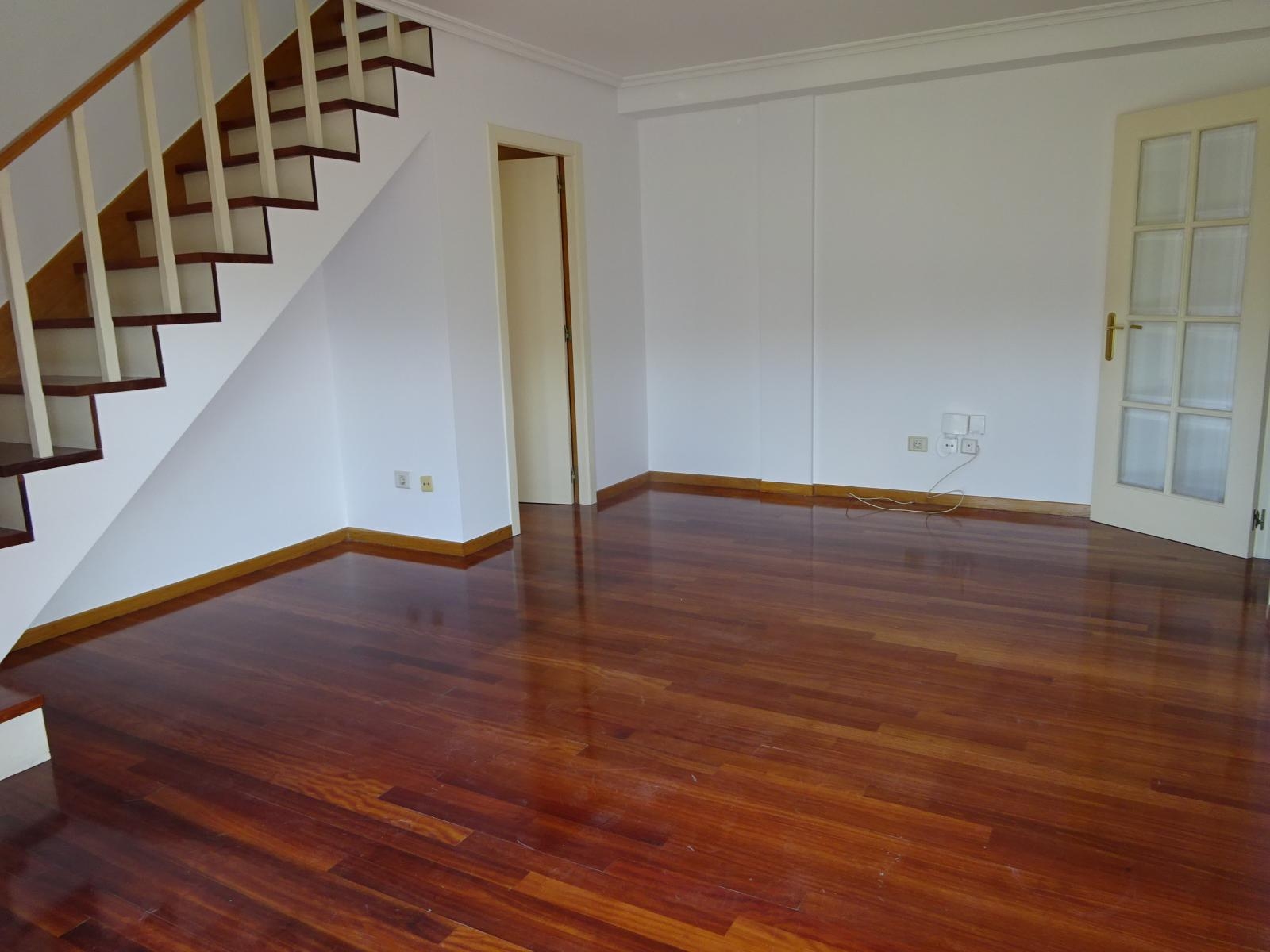 PRECIOSO DUPLEX AMPLIO Y LUMINOSO EN O TREMO, BRION