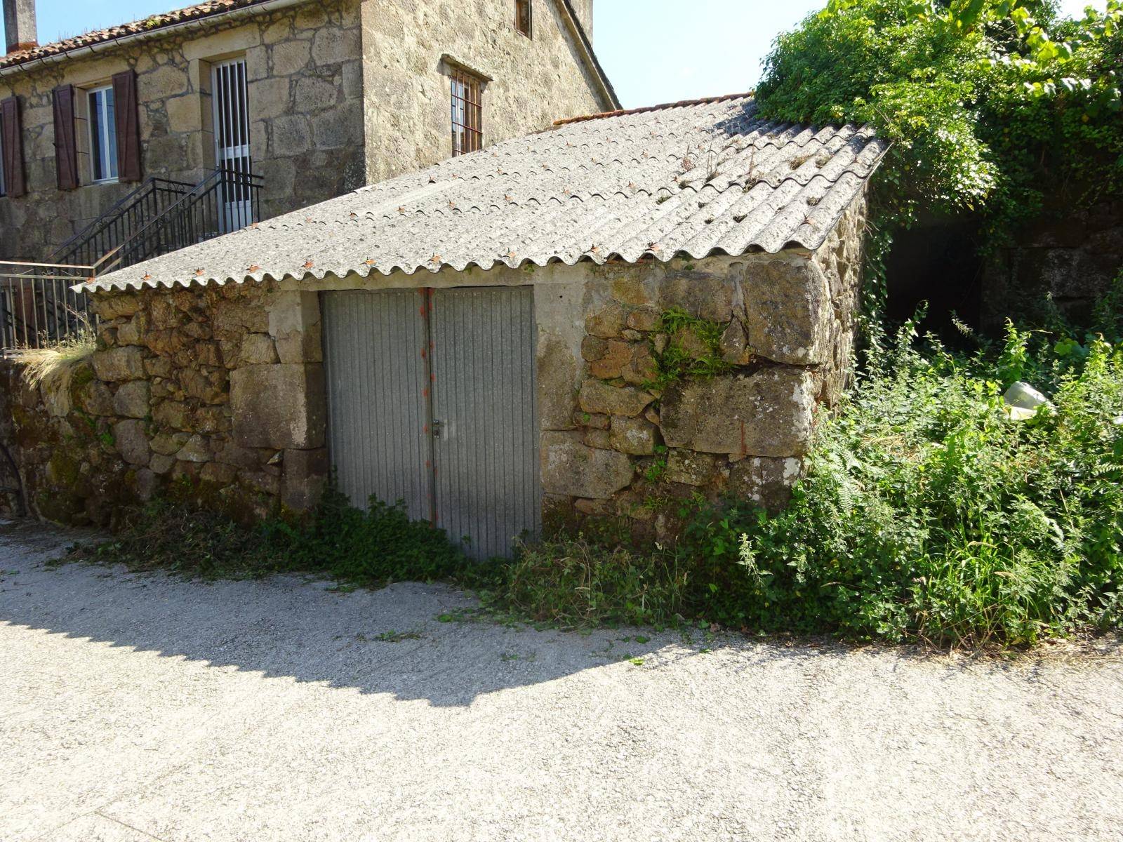 FINCA EDIFICABLE Y GALPON ALMACEN ZONA DE ROIS