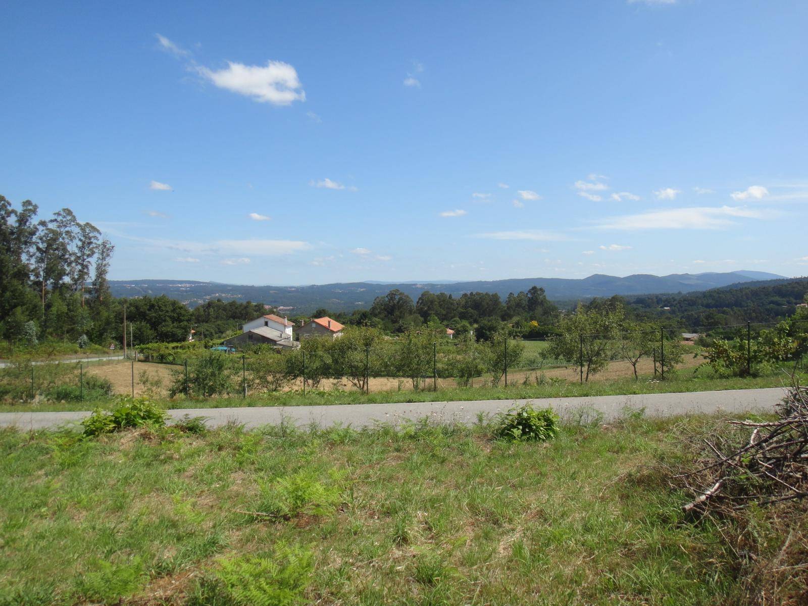 Building area for sale in Brión