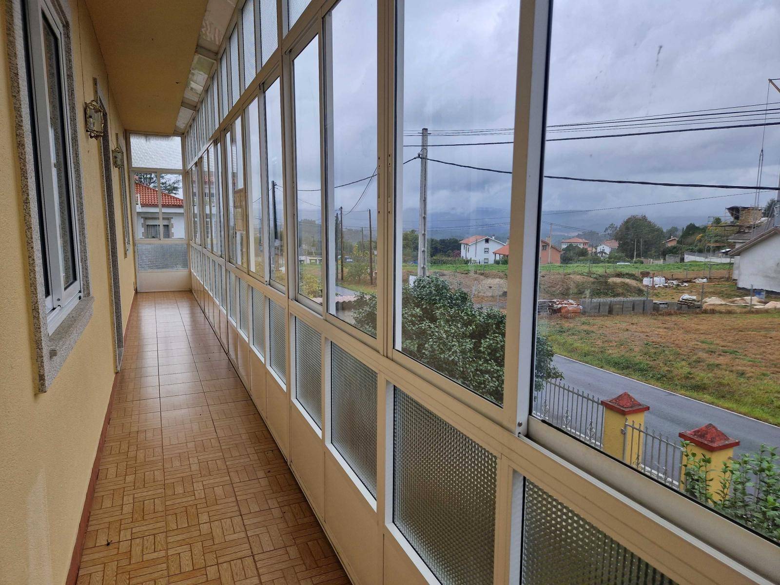 CASA AMPLIA CON TERRENO EN ZONA DE BIDUIDO, AMES