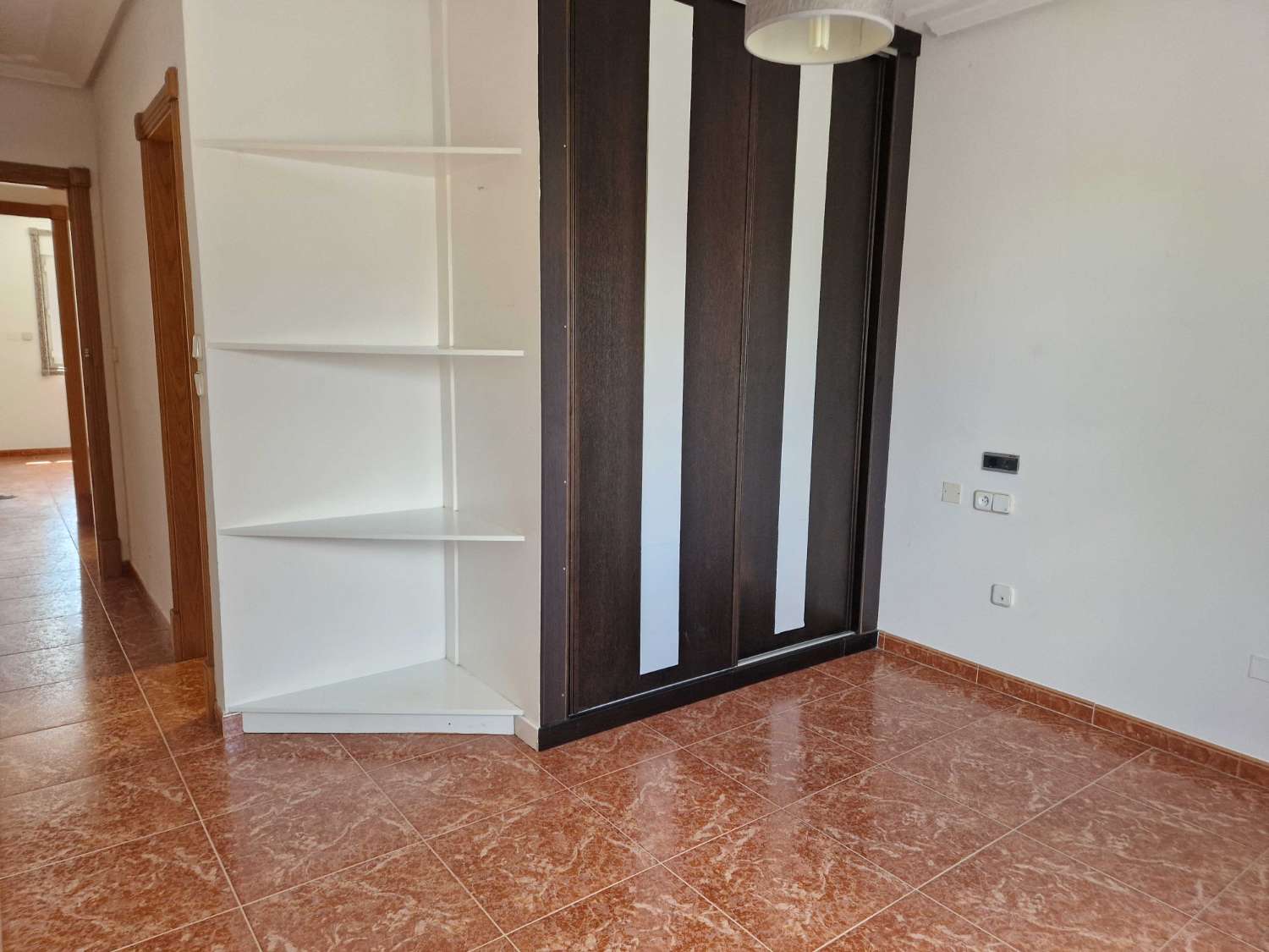 House for rent in Brión