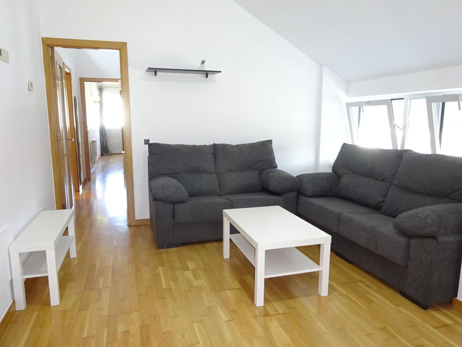 ATICO IMPECABLE EN EL CENTRO DE BERTAMIRANS