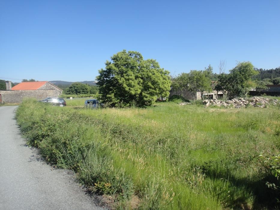 Bauplatz zum verkauf in Brión