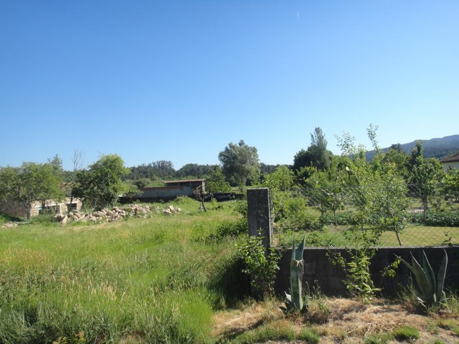 Building area for sale in Brión