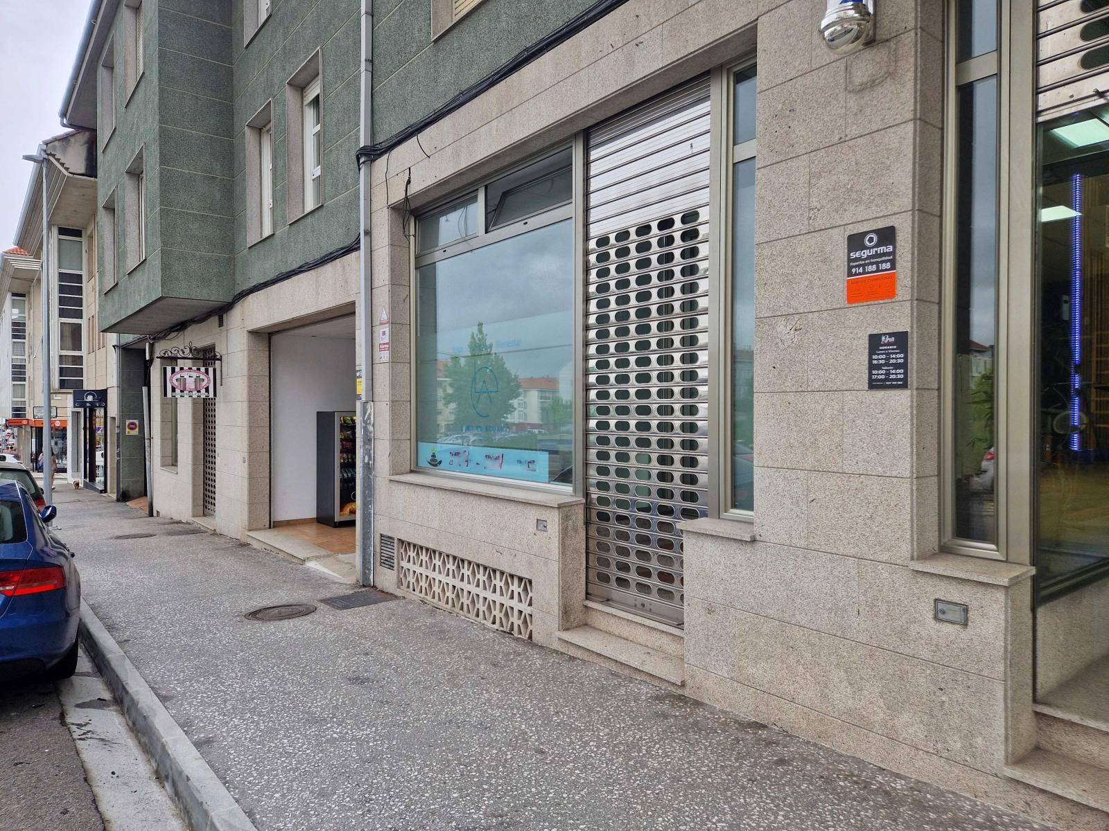 Local en location à Ames