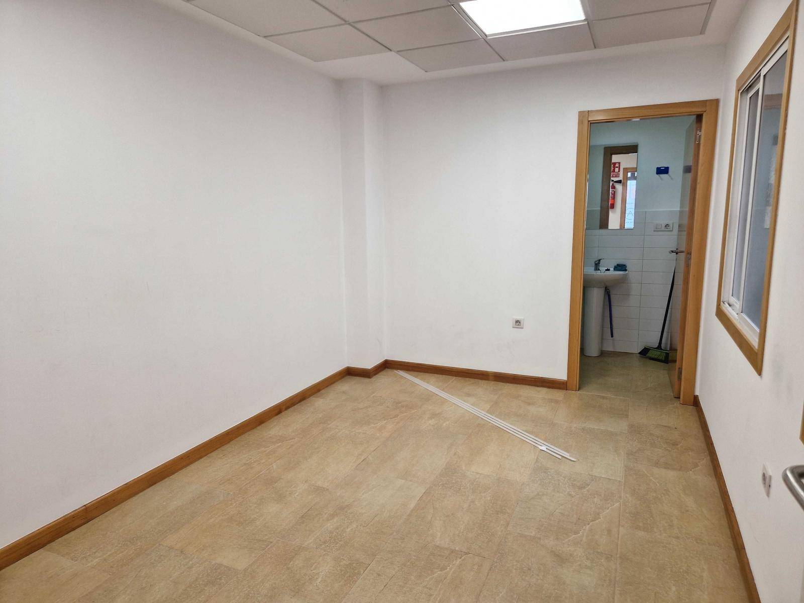 Local en location à Ames