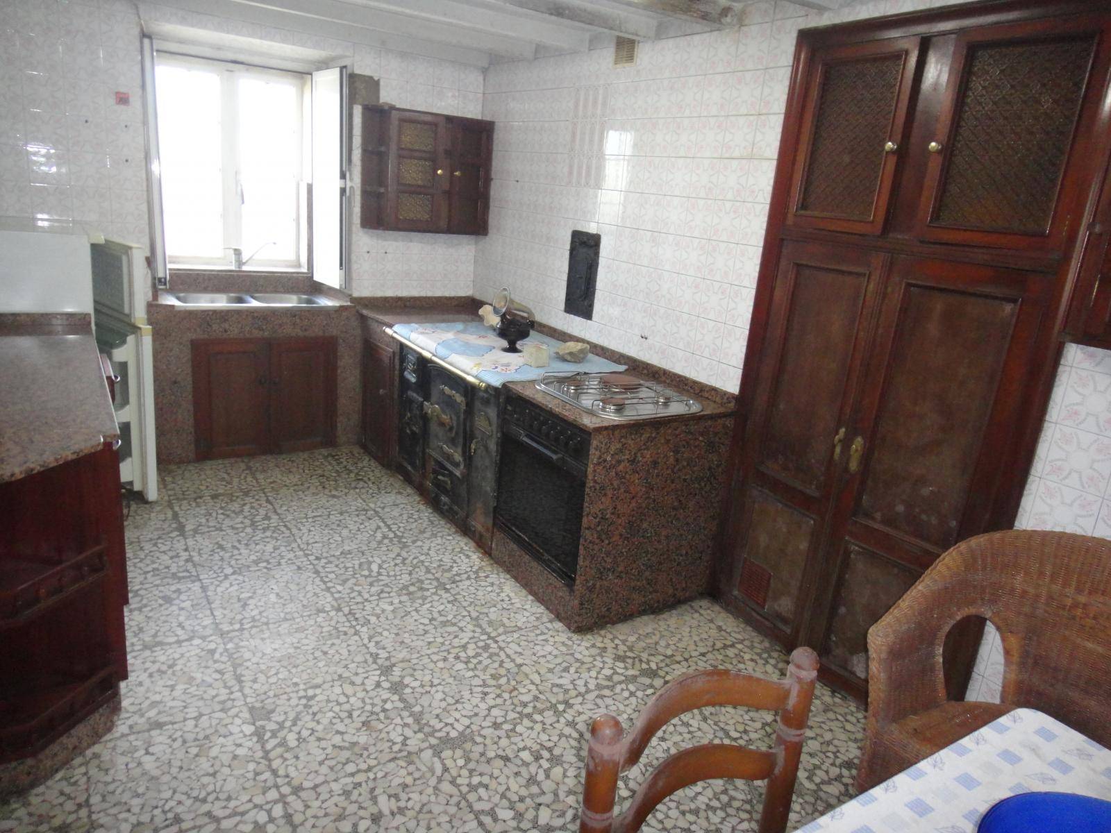CASA DE PIEDRA CON TERRENO AL LADO DE SANTIAGO