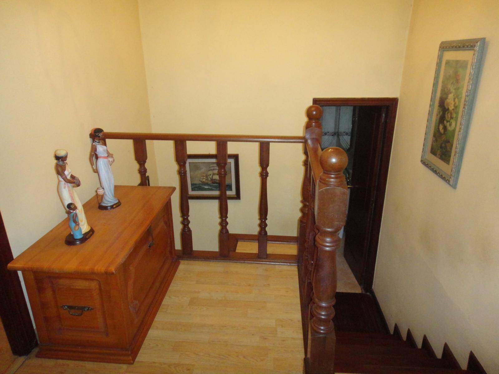 CASA DE PIEDRA CON TERRENO AL LADO DE SANTIAGO