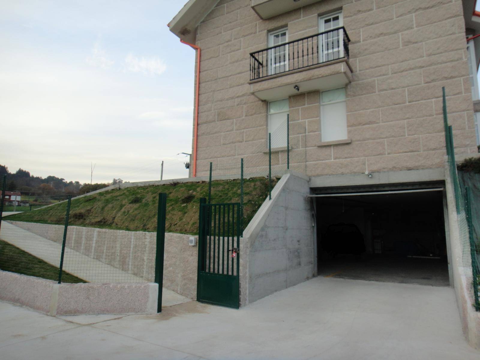 Maison en location à Brión