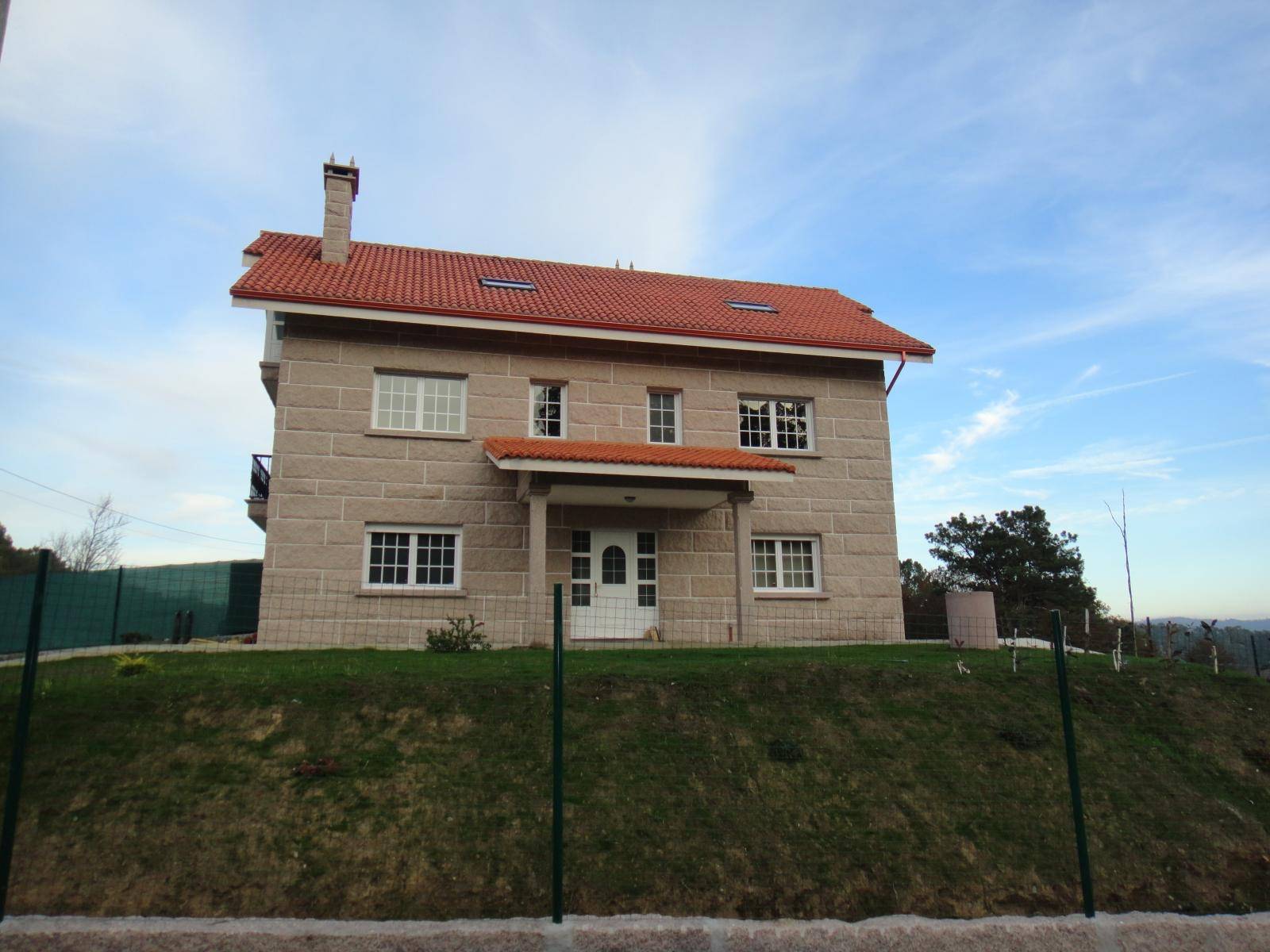 Maison en location à Brión