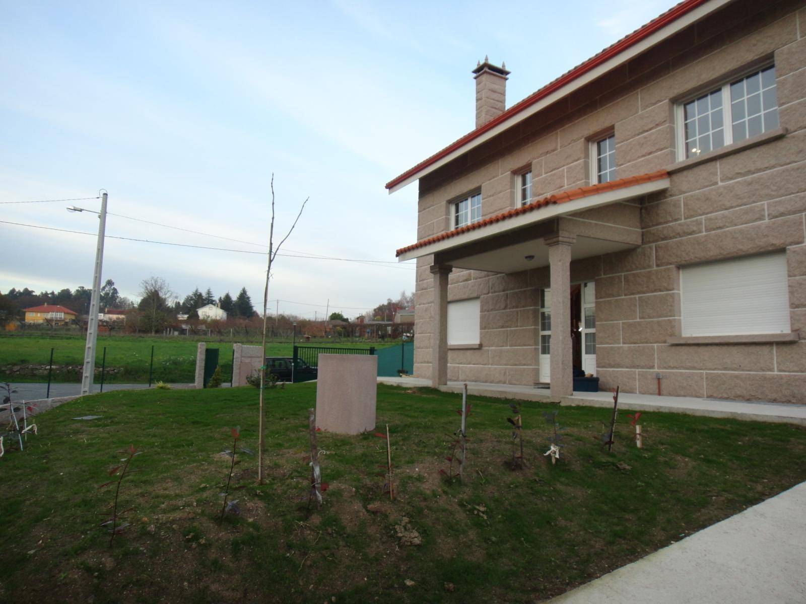 Maison en location à Brión