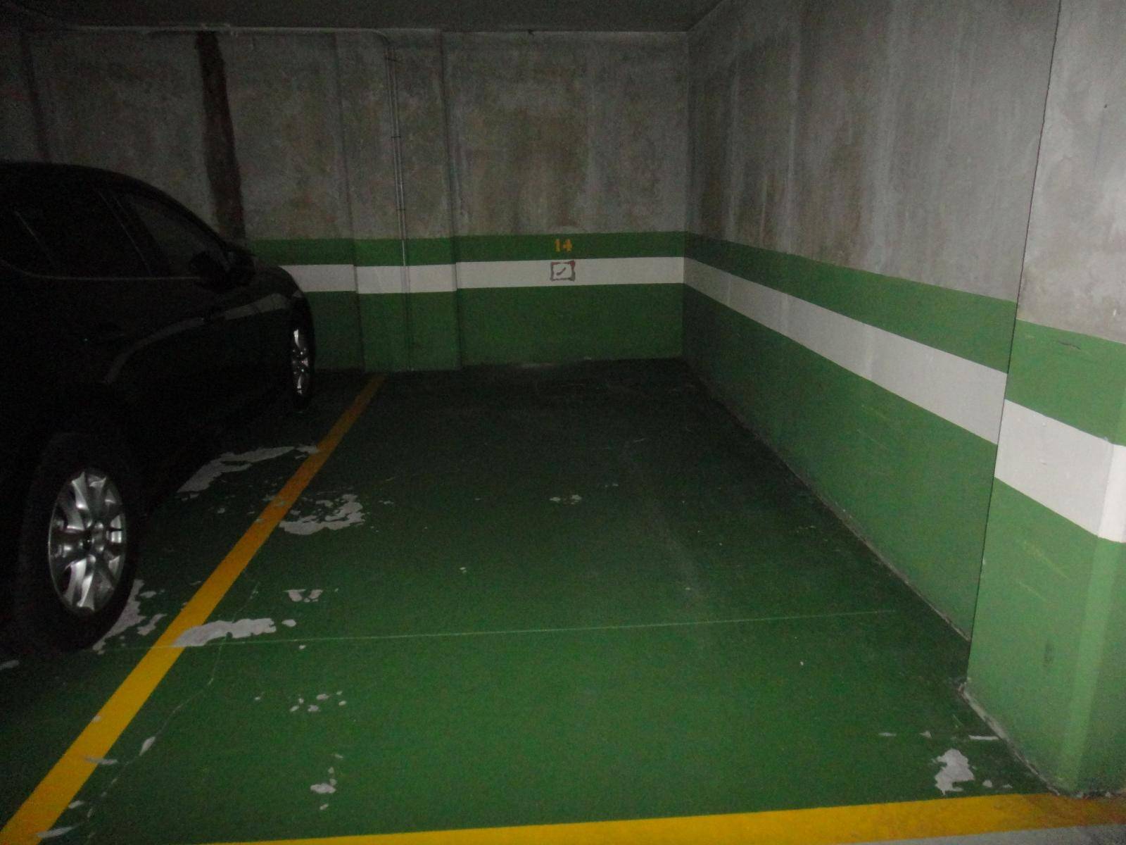 Garage for rent in Santiago de Compostela