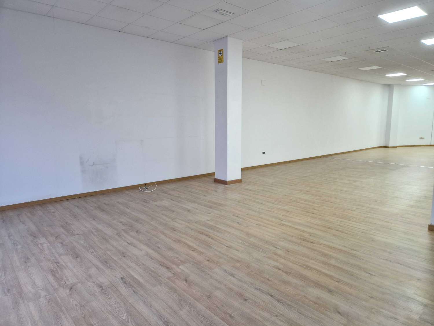 Business local for rent in Ames