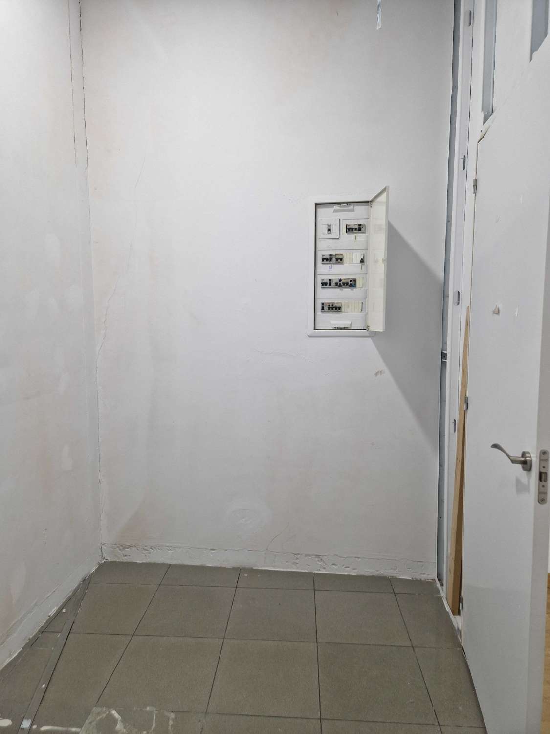 Business local for rent in Ames