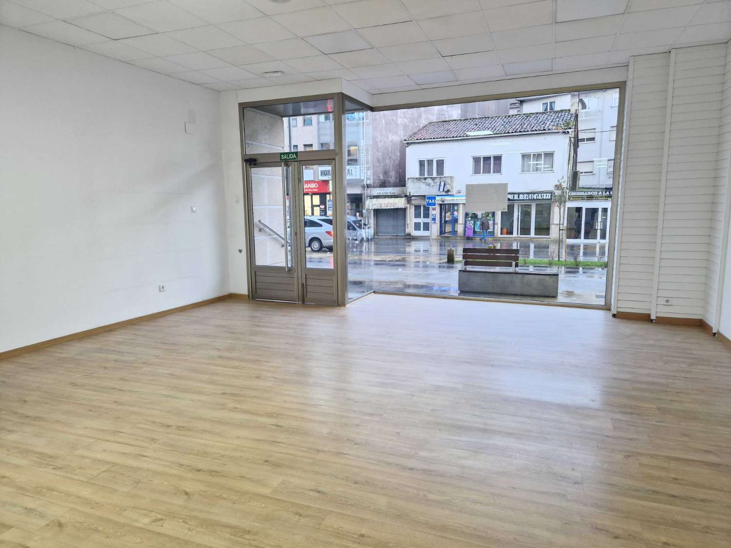 Business local for rent in Ames
