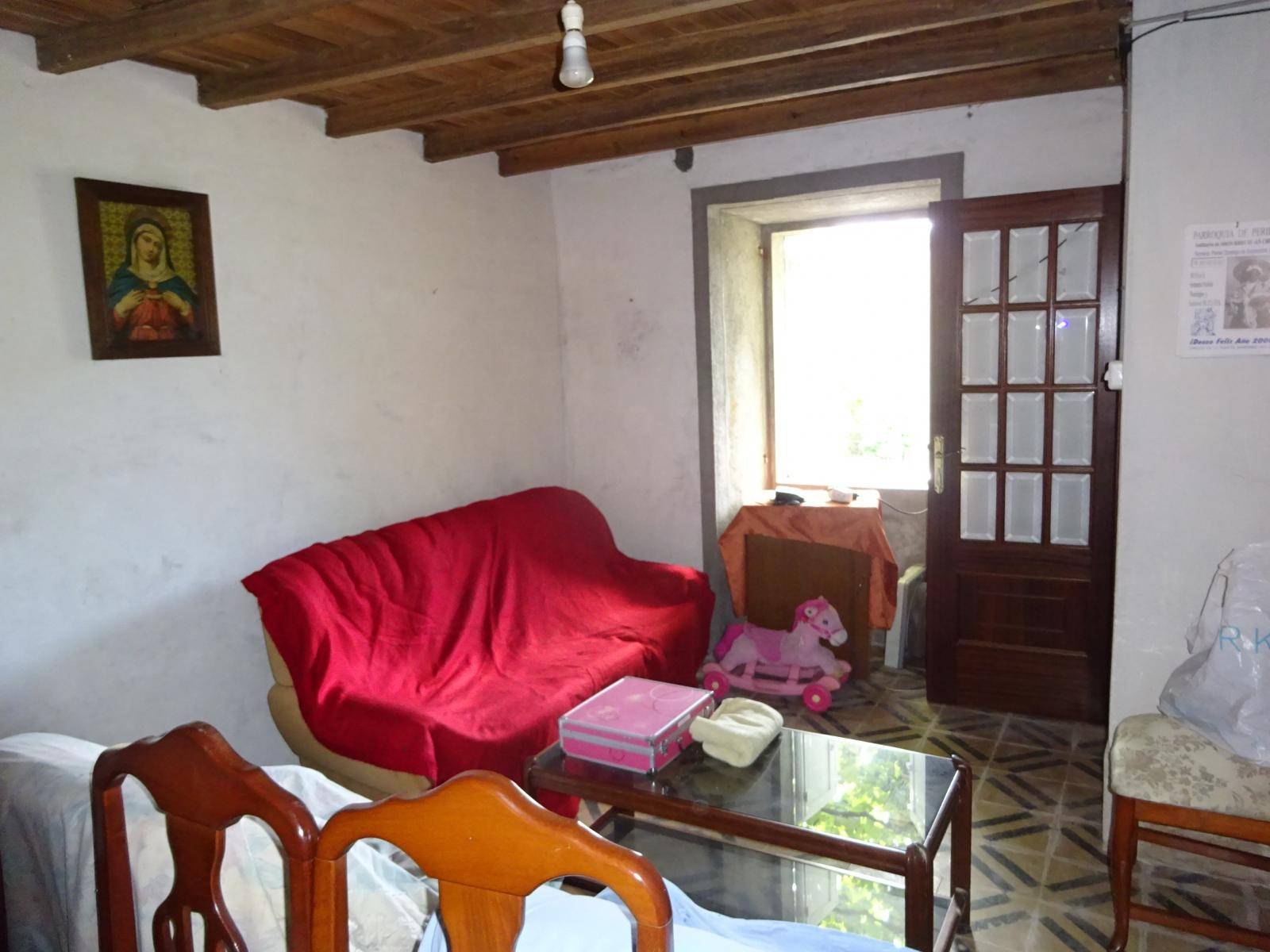 CASA DE PIEDRA A REFORMAR ZONA BASTAVALES, BRION