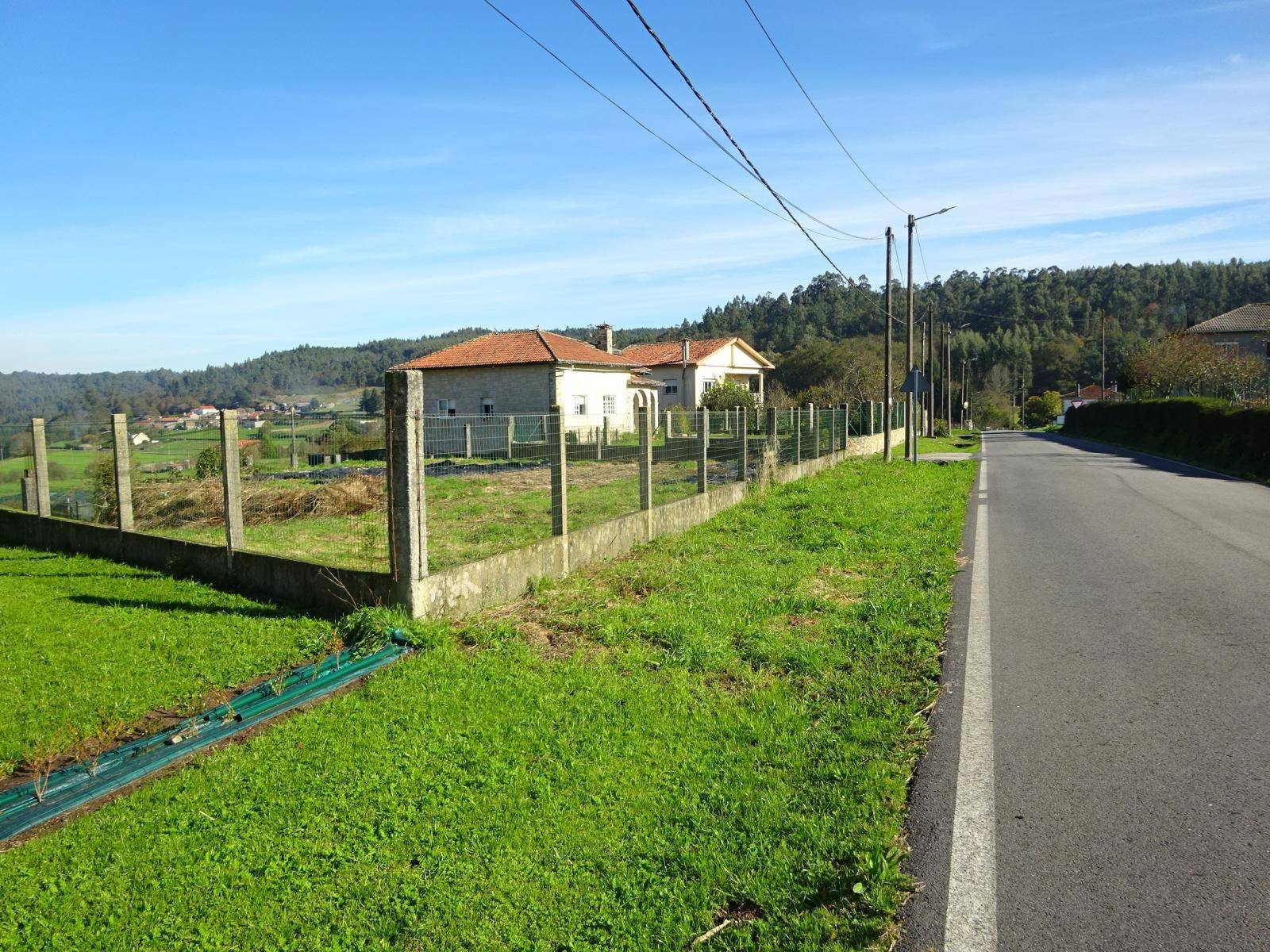 FINCA CERRADA EN ZONA DE TAPIA, AMES