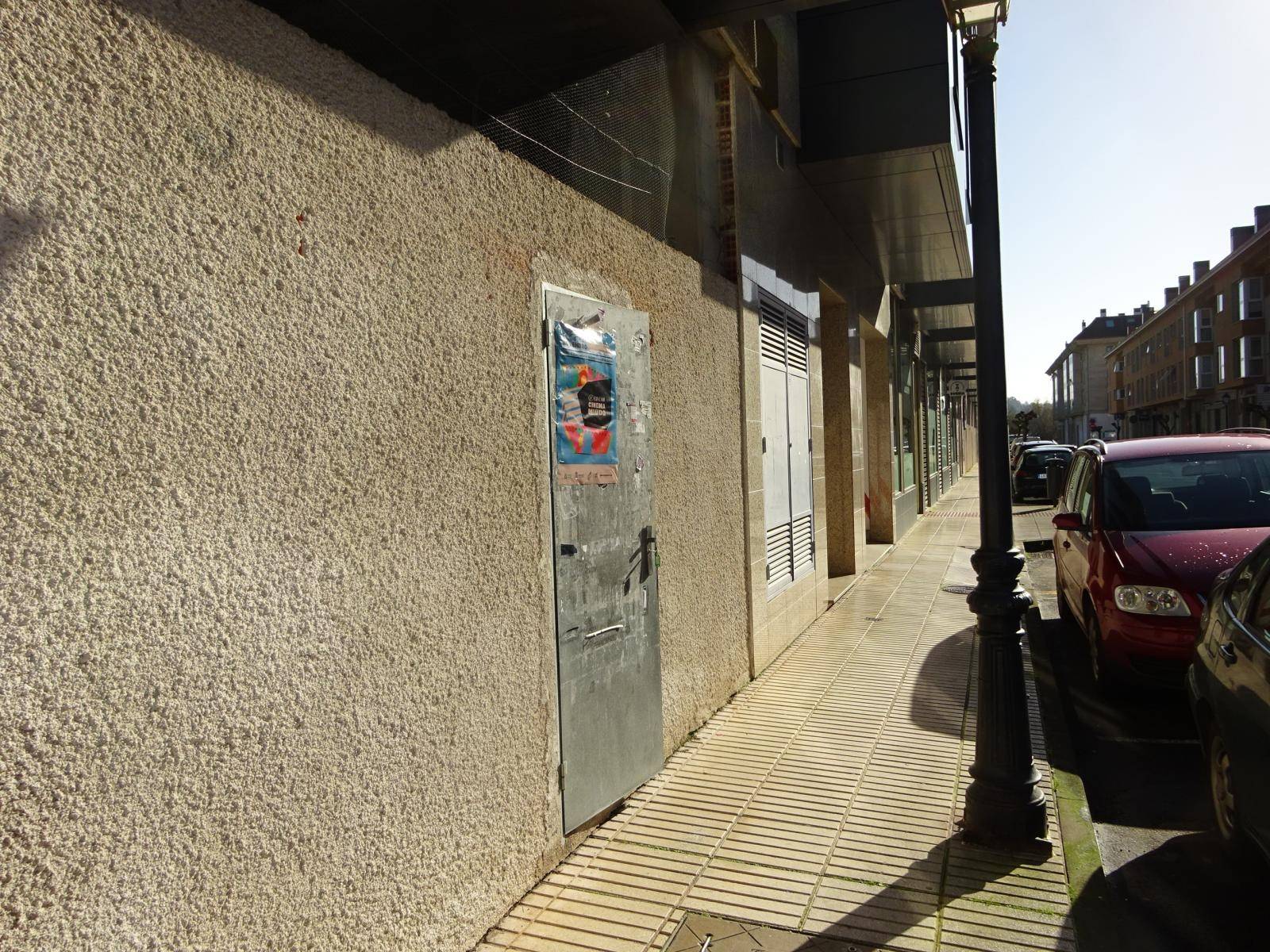 LOCAL BAJO EN RUA AGRELO, BERTAMIRANS