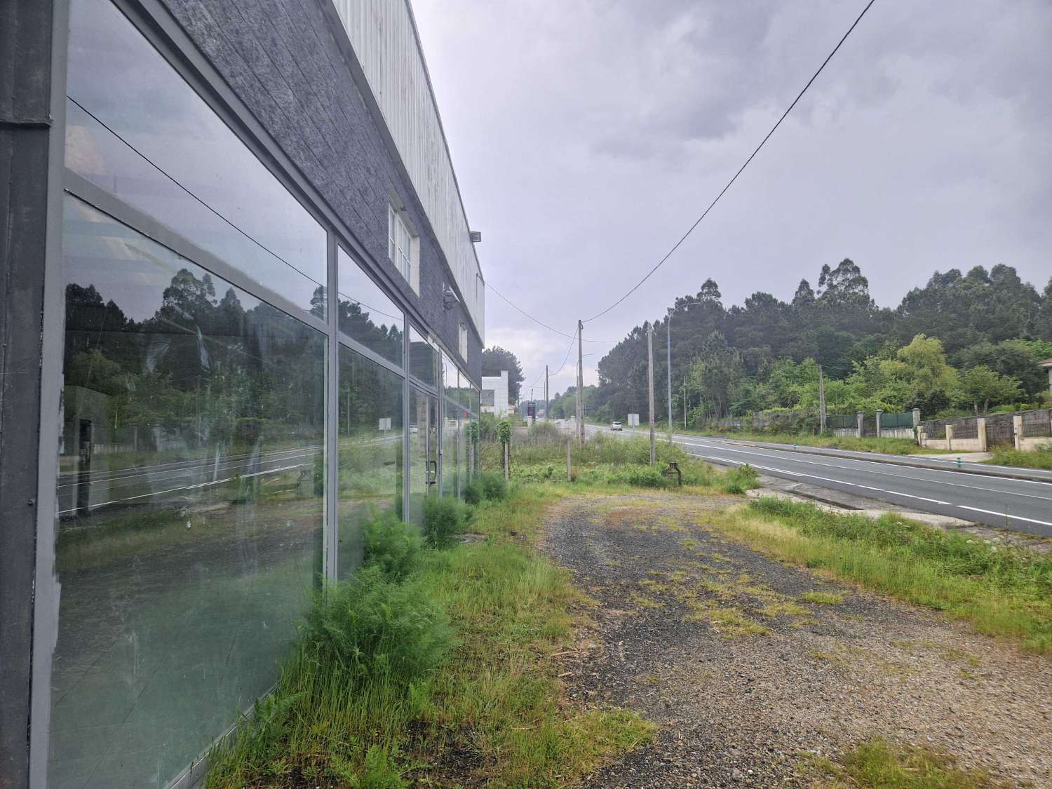 Industriel til salg i Teo