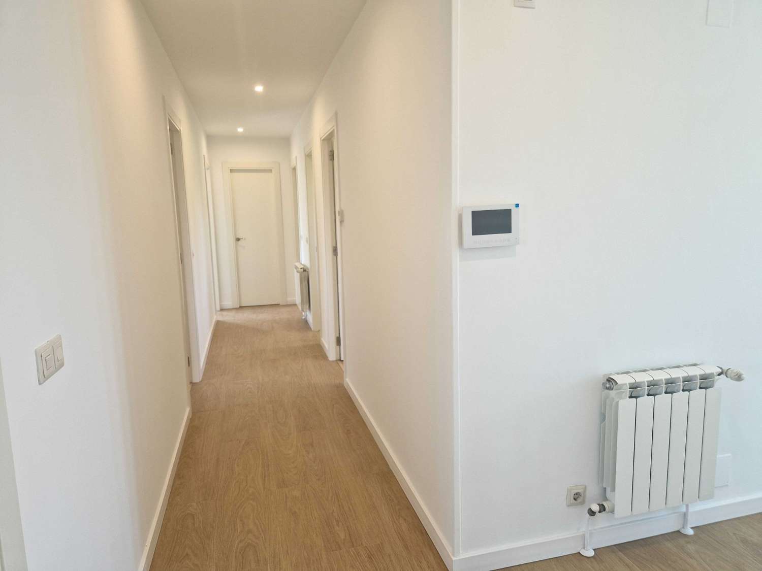 CASA AMPLIA CON TERRENO EN ZONA DE CALO, TEO