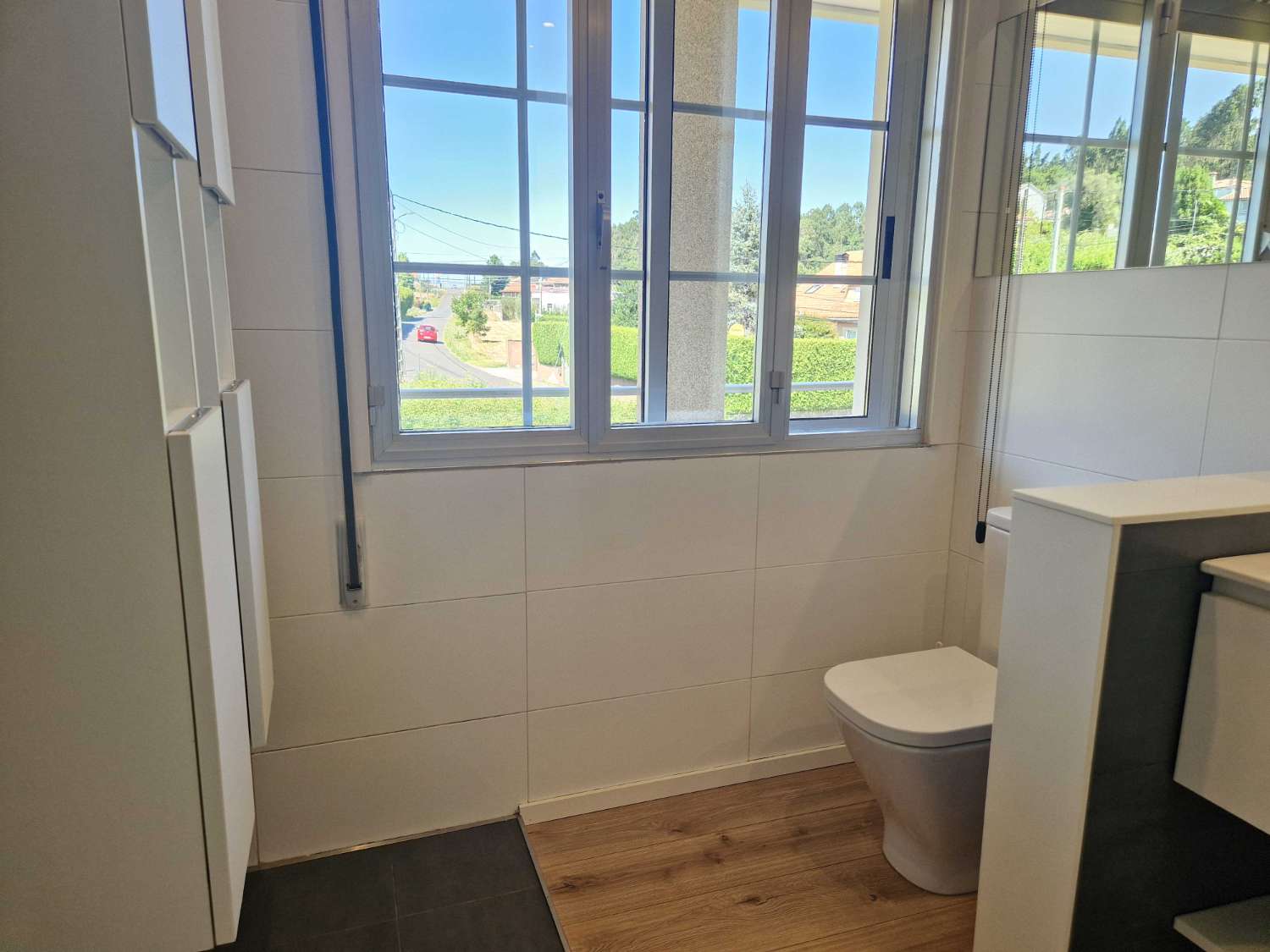 CASA AMPLIA CON TERRENO EN ZONA DE CALO, TEO