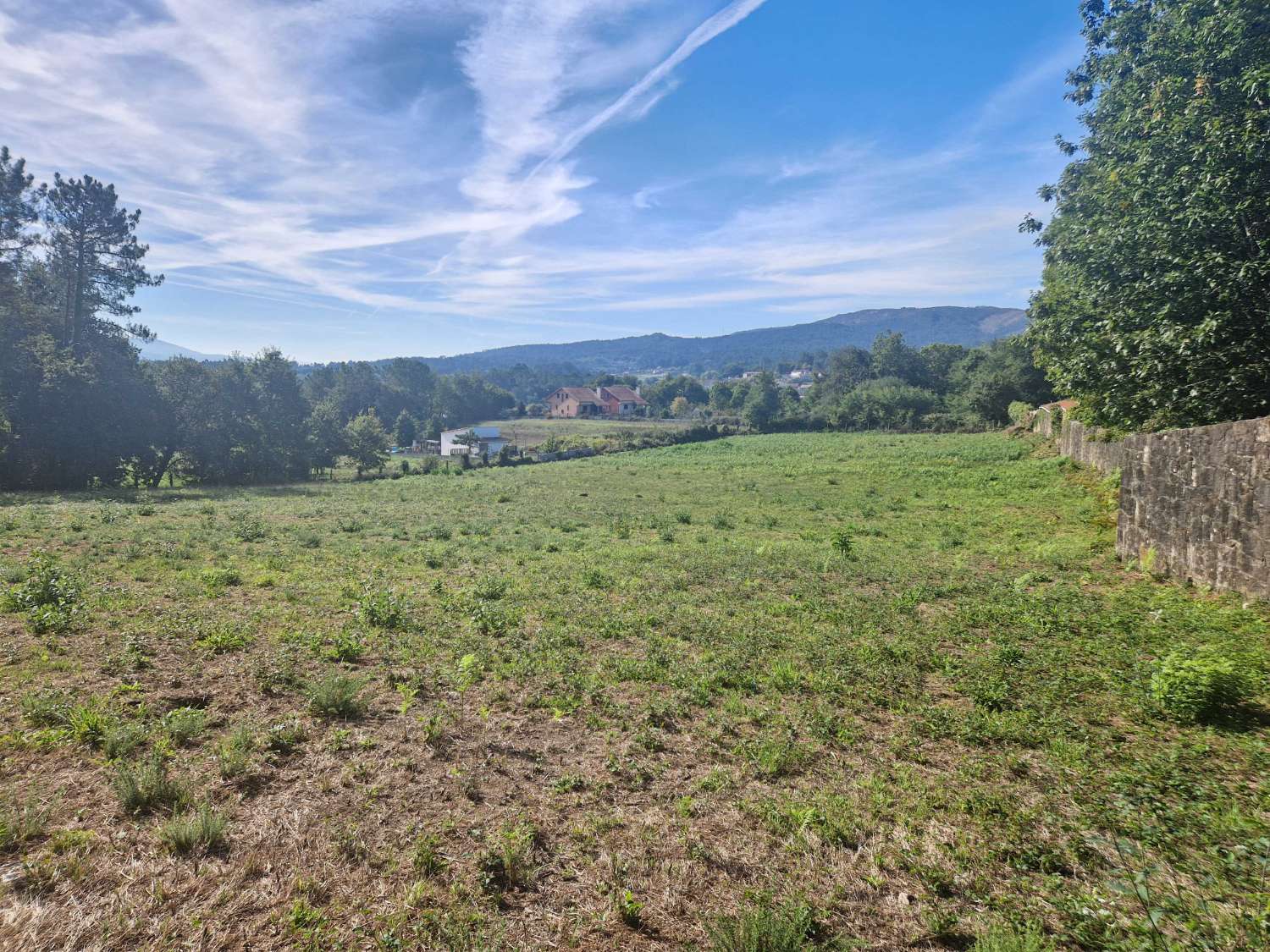 FINCA AMPLIA Y SEGREGABLE EN OS ANXELES, BRION