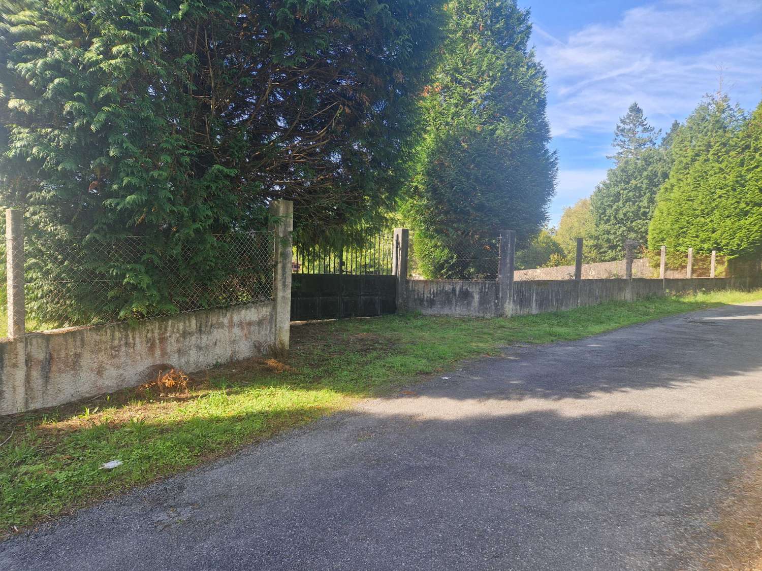 FINCA AMPLIA Y SEGREGABLE EN OS ANXELES, BRION