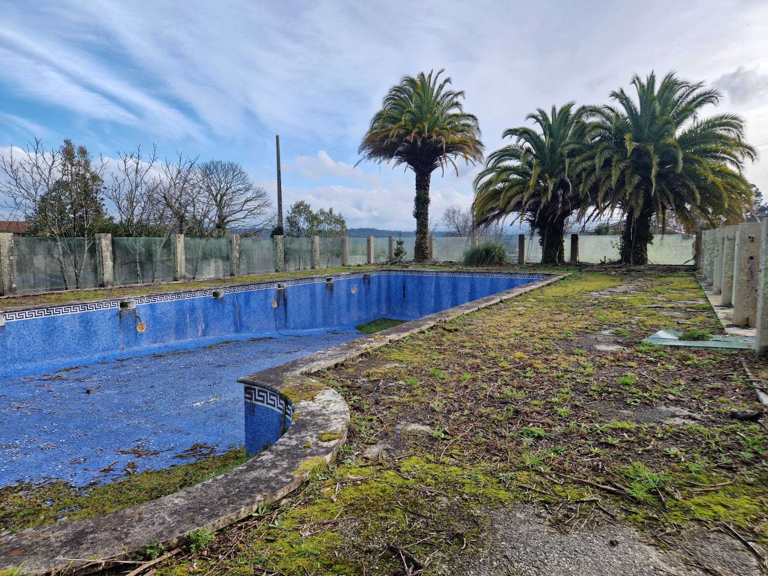 ESPECTACULAR CASA EN ZONA DE CACHEIRAS, TEO