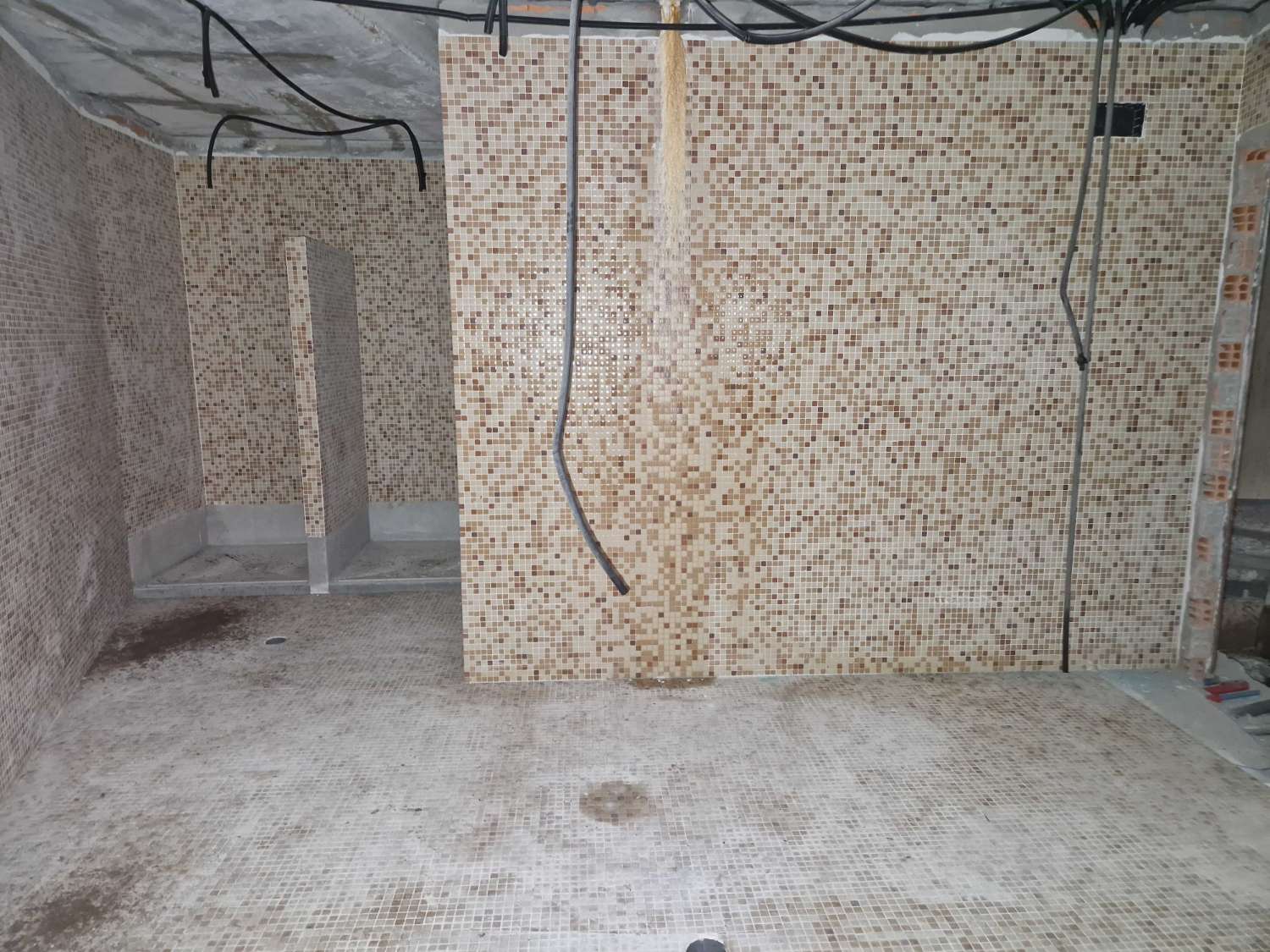 ESPECTACULAR CASA EN ZONA DE CACHEIRAS, TEO