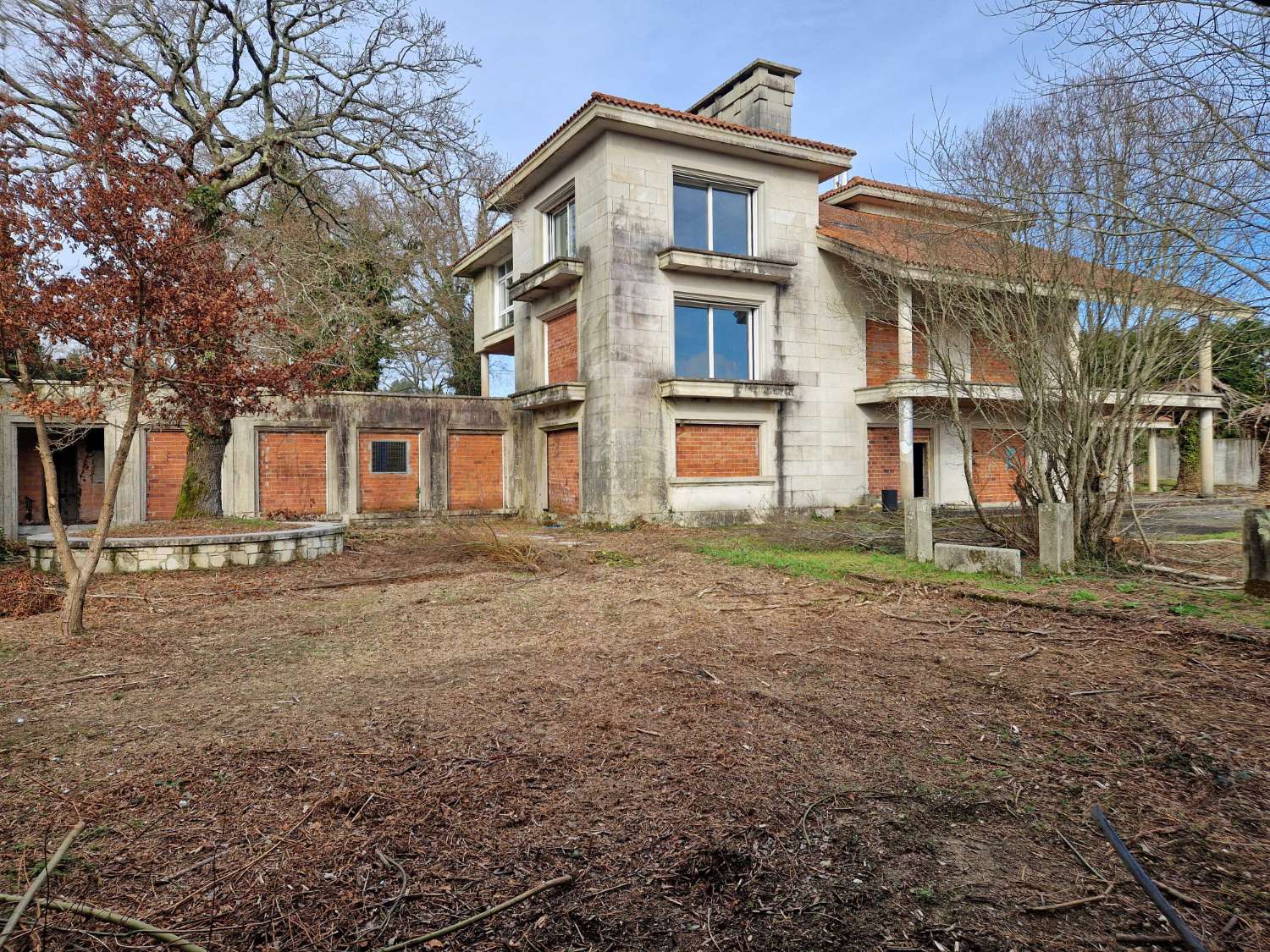 ESPECTACULAR CASA EN ZONA DE CACHEIRAS, TEO