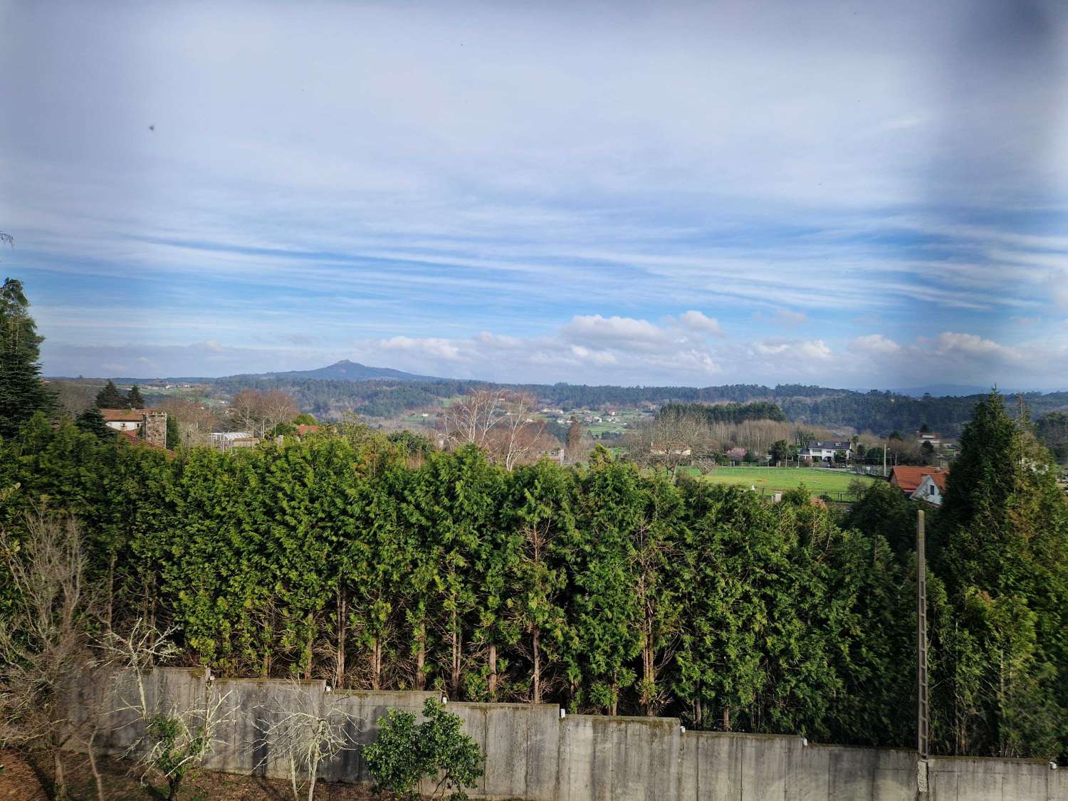 ESPECTACULAR CASA EN ZONA DE CACHEIRAS, TEO