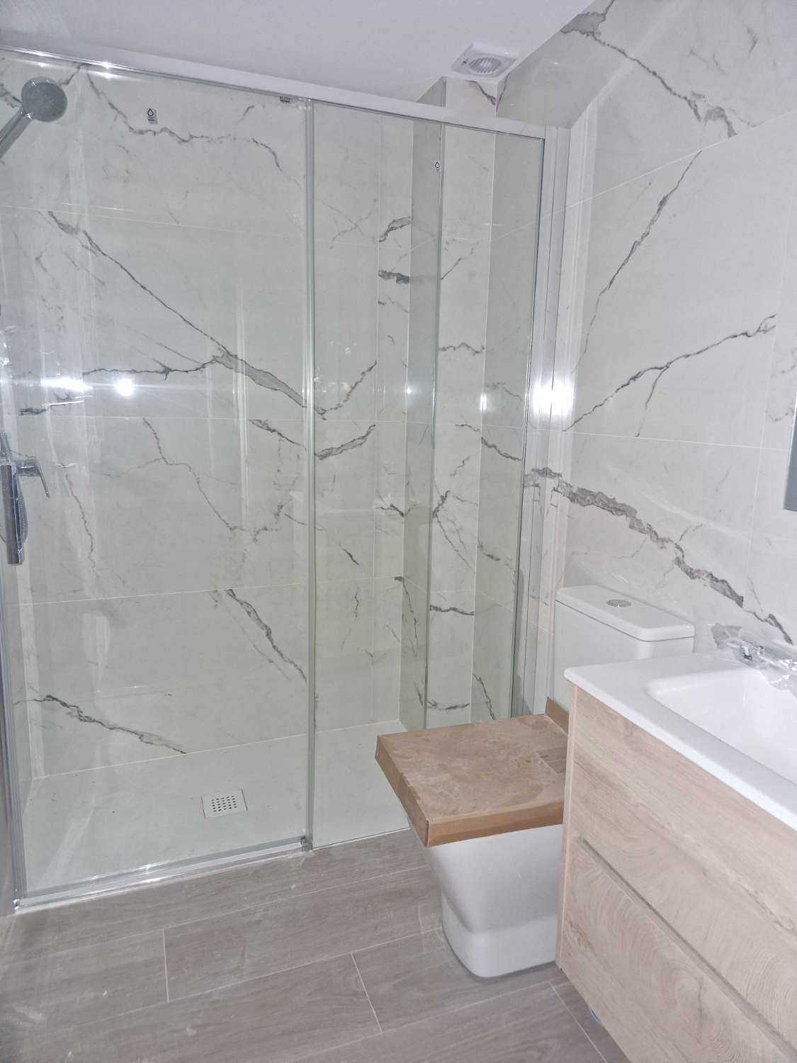 APARTAMENTO NUEVO A ESTRENAR EN NEGREIRA