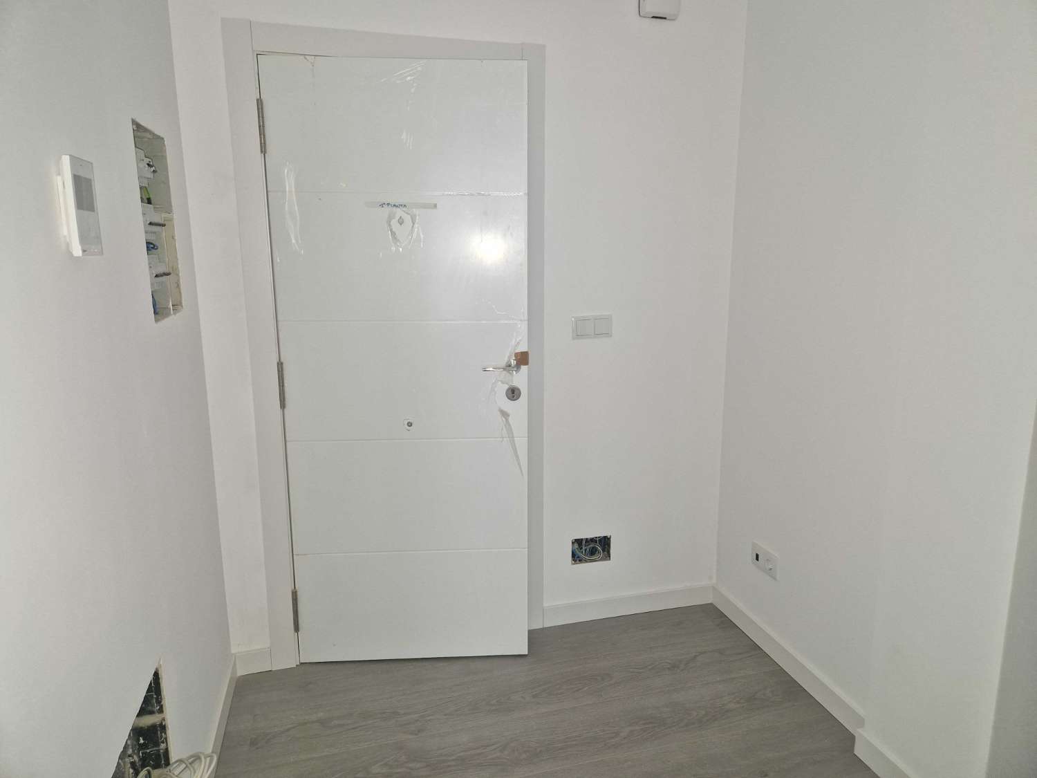 APARTAMENTO NUEVO A ESTRENAR EN NEGREIRA