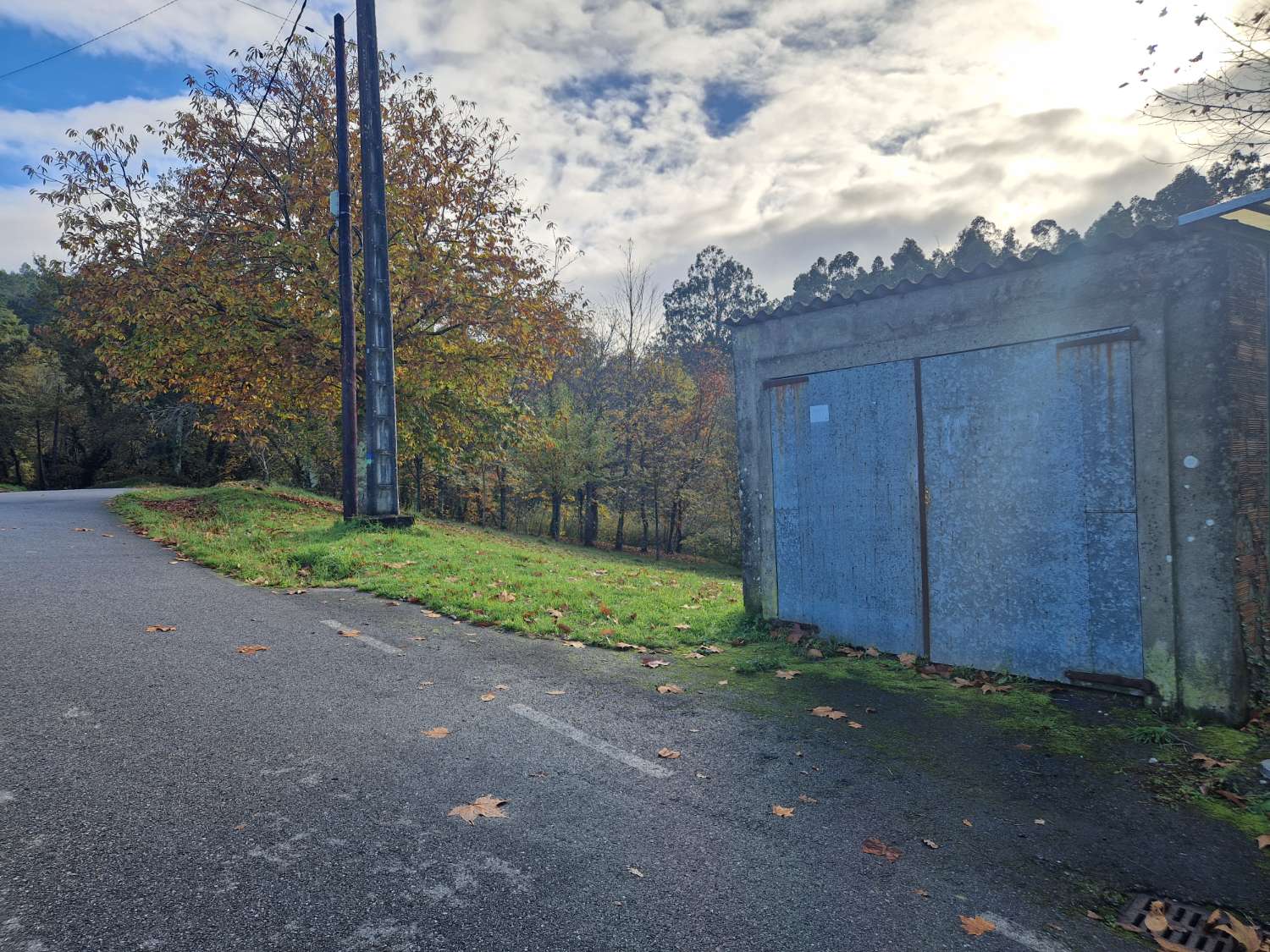 FINCA EN BASCUAS, ZONA TRANQUILA AL LADO DE CALO