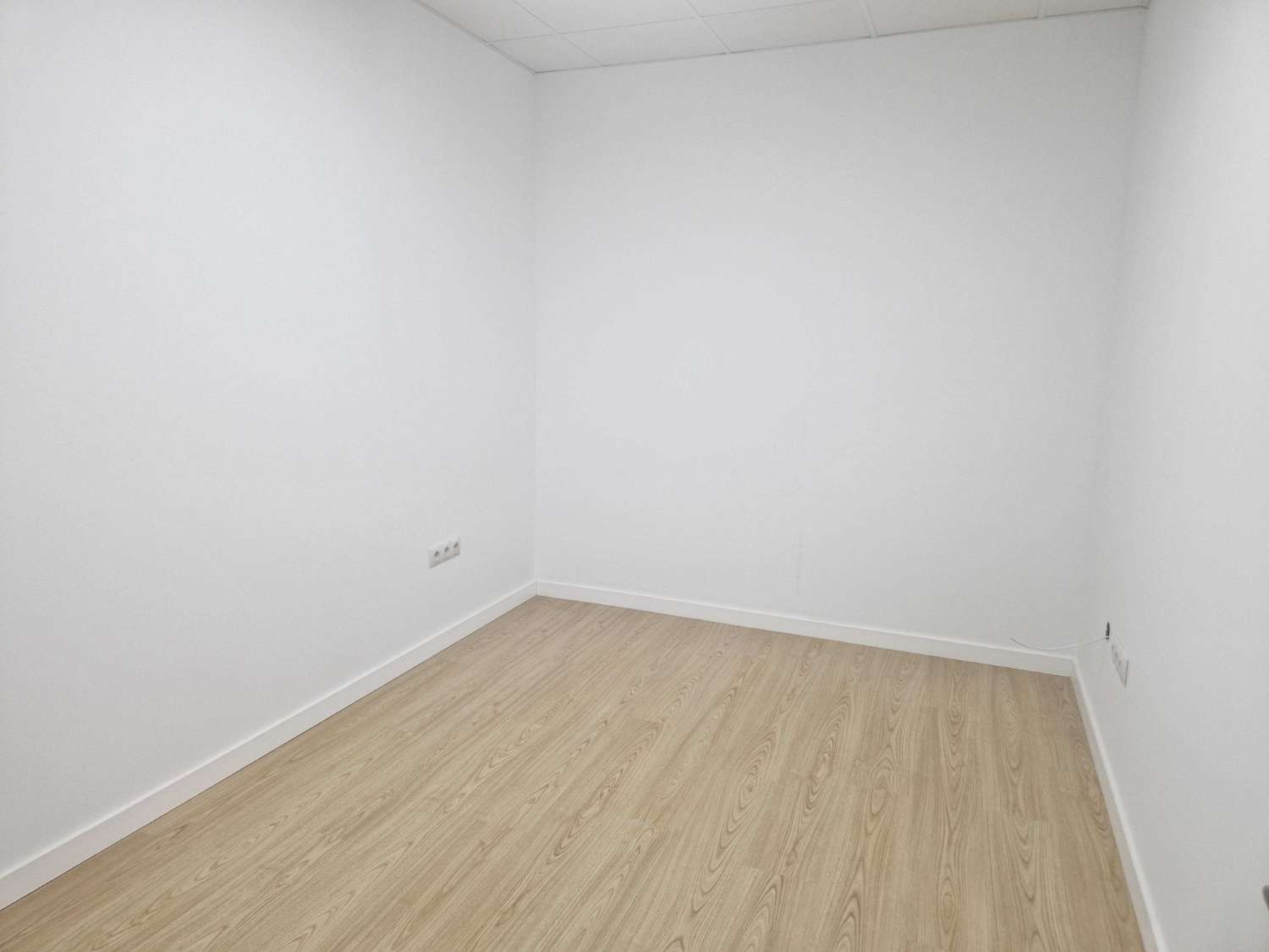 Local en aluguer en Ames