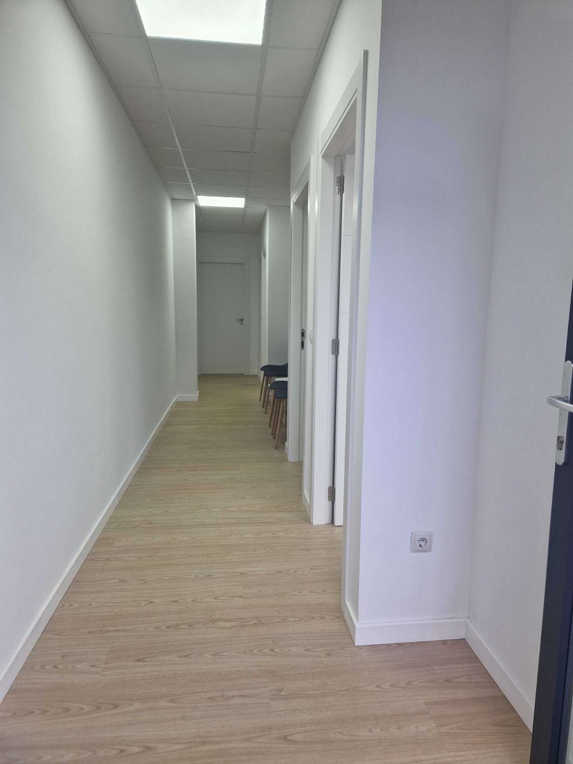 Local en aluguer en Ames