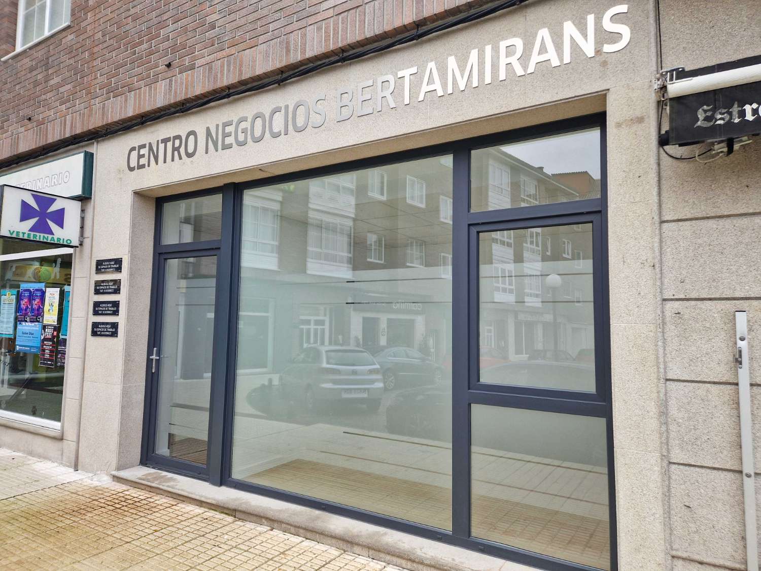 Local en aluguer en Ames