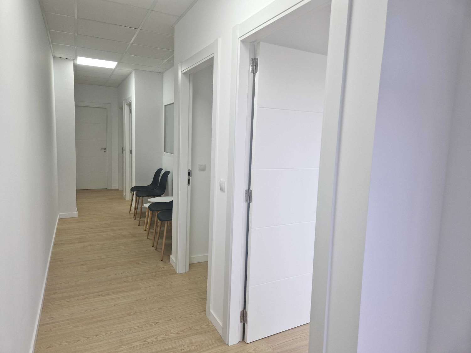 Local en aluguer en Ames