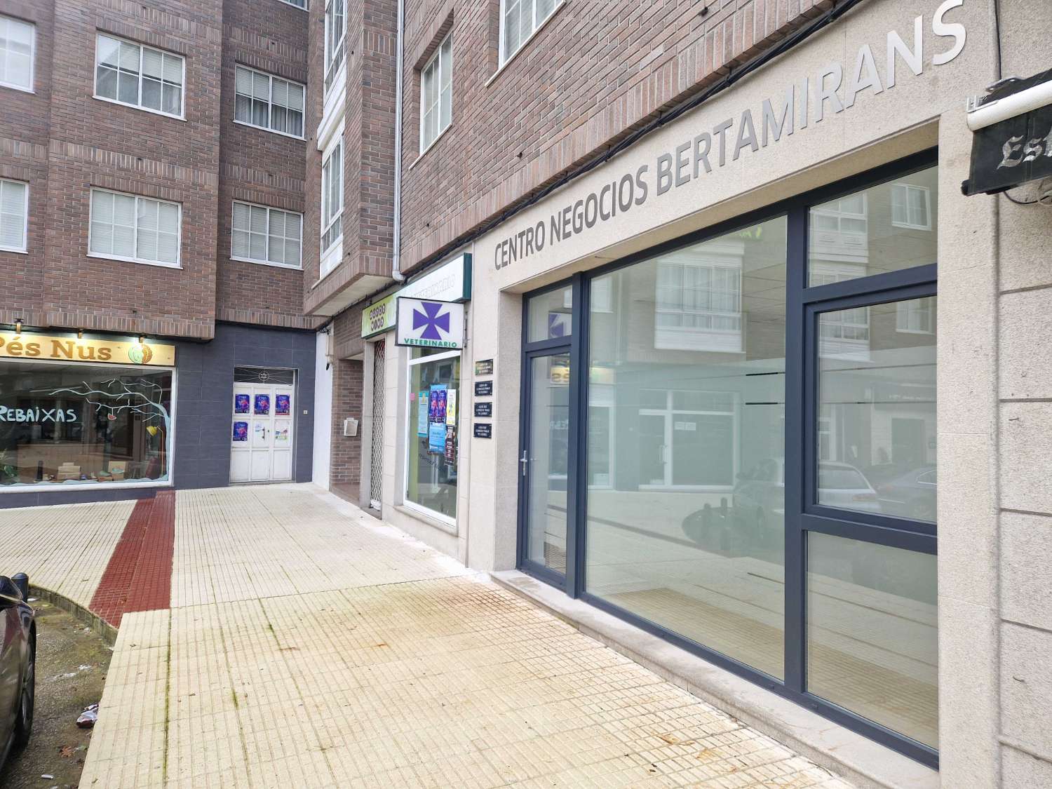 Local en aluguer en Ames